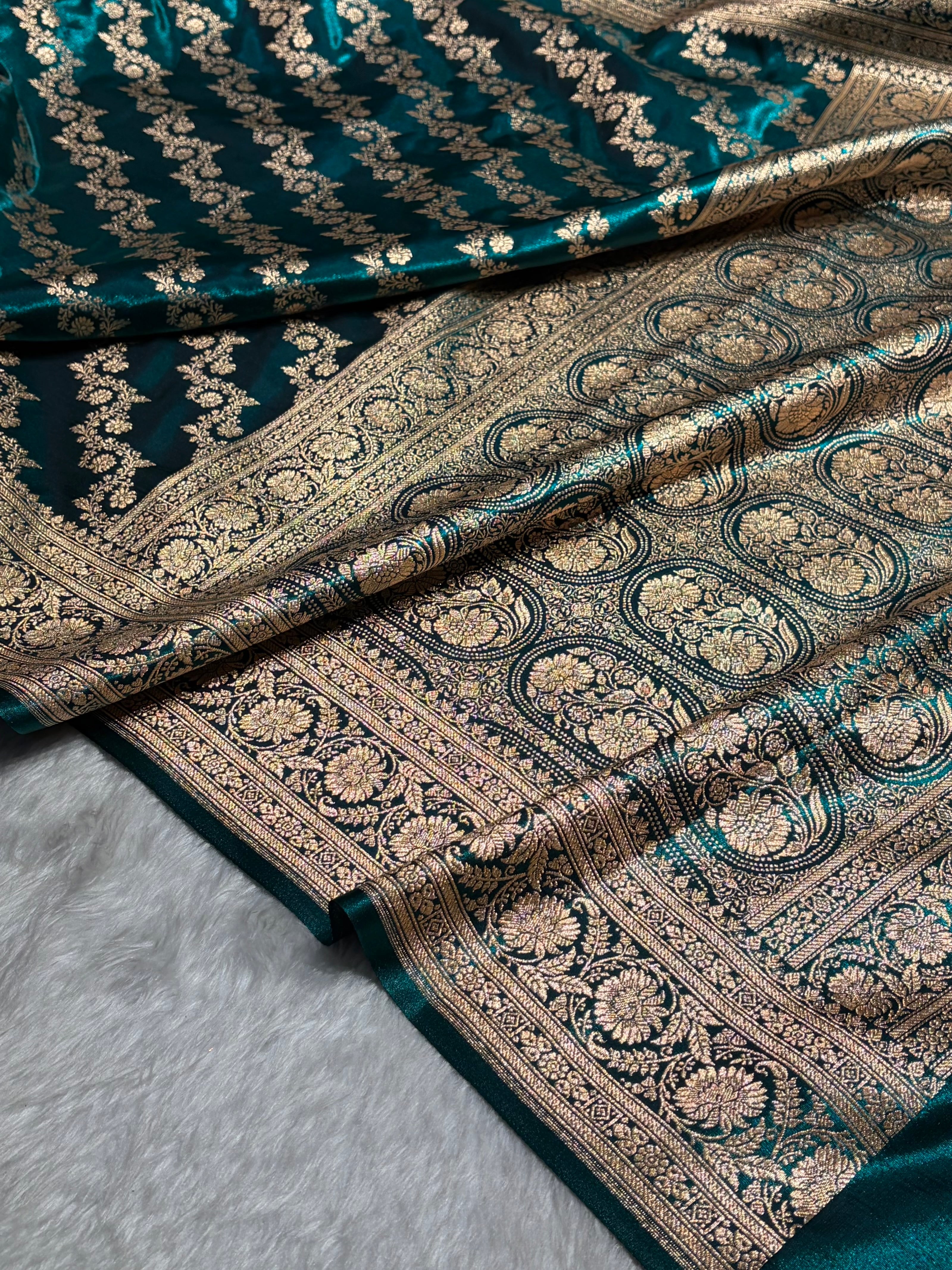 Dark Rama Shades Banarasi Satin Silk Saree SS32