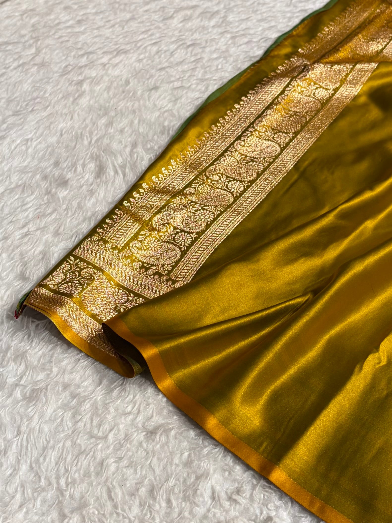 Banarasi Satin Katan Saree With Boota Pattern in Liril Mehendi Shades SK127