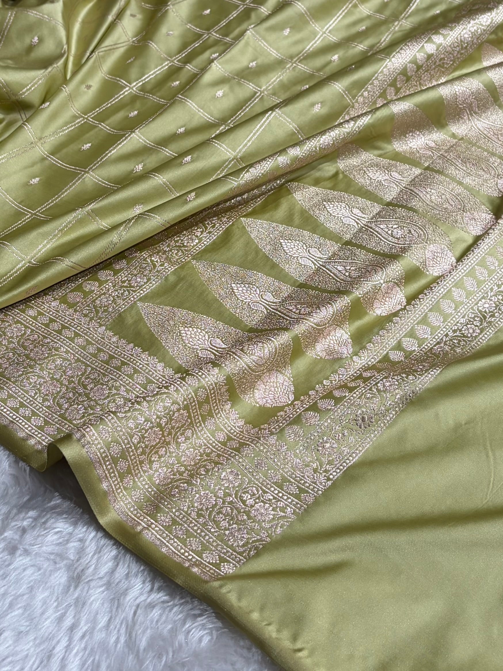Pista Shades Banarasi With Floral Border Mashru Silk Saree MSM-124