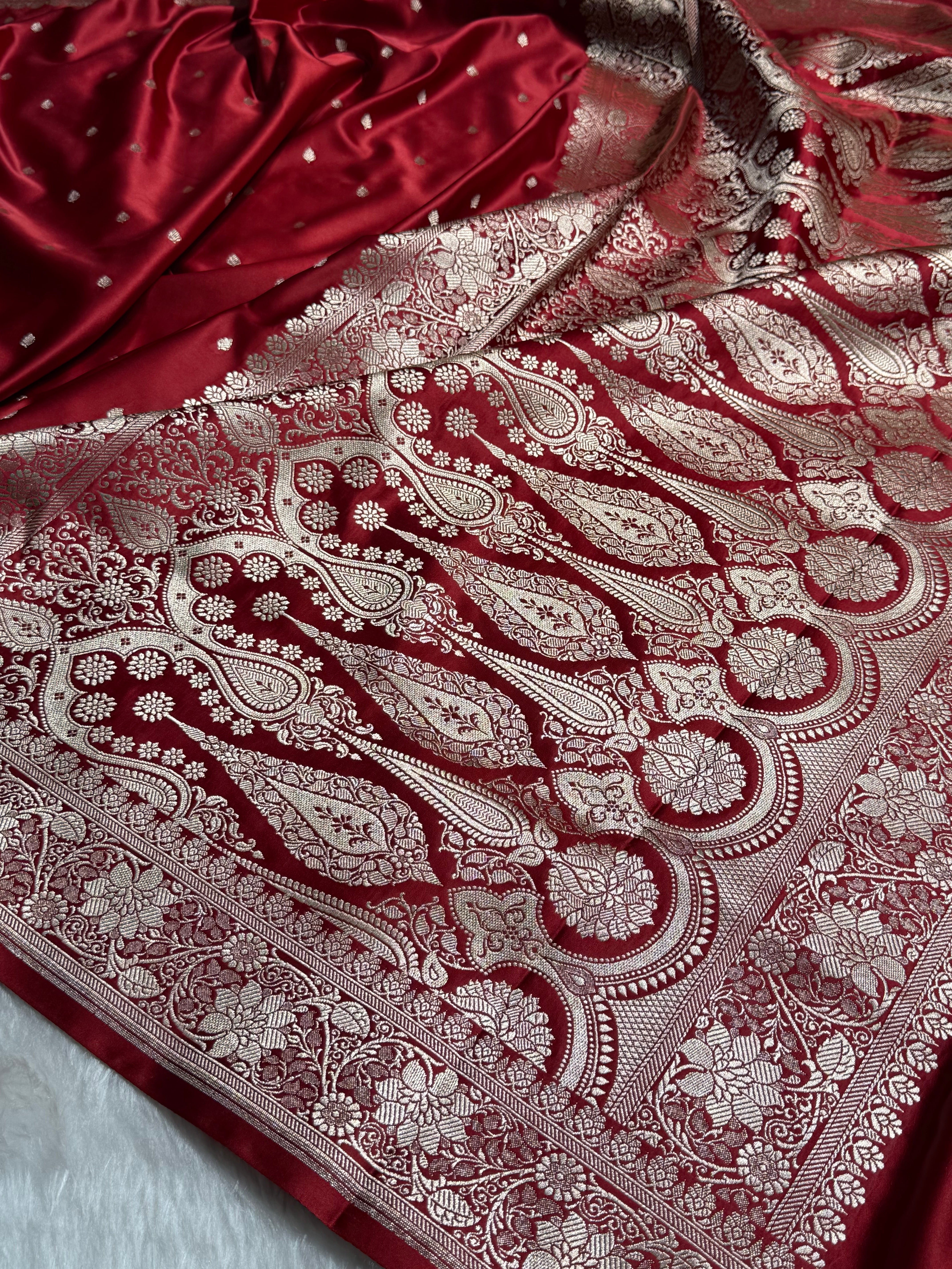 Premium Maroon Shades Floral Border Mashru Silk Saree