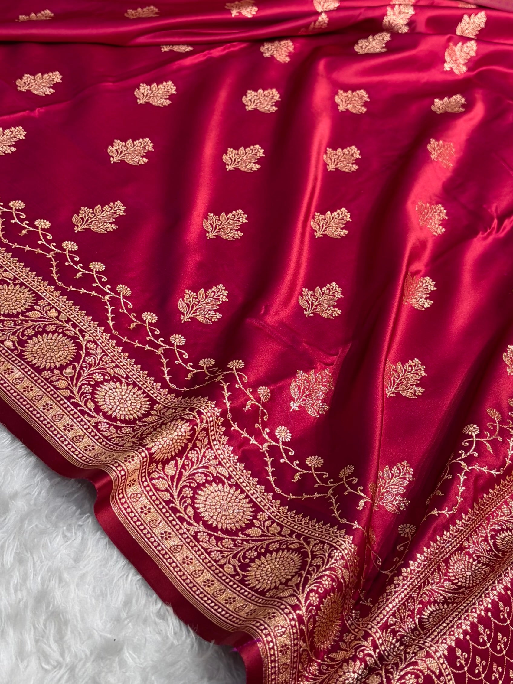 Banarasi Satin Katan Saree With Boota in Magentic Red Shades SK103