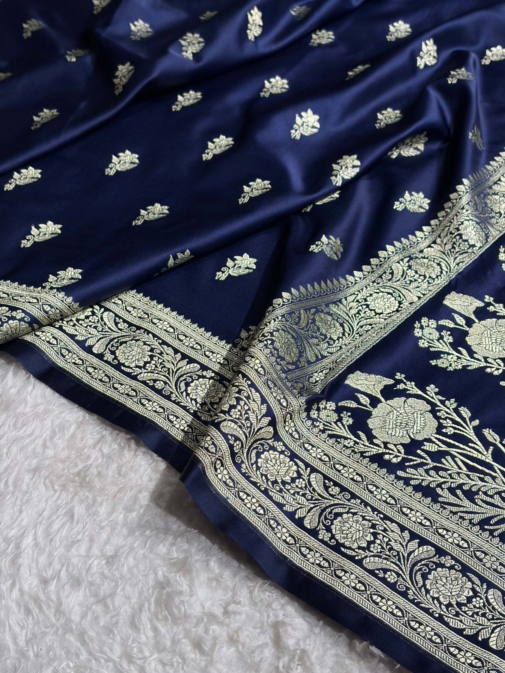 Navy Blue Shades Banarasi Boota Pattern Floral Mashru Silk Saree MSM-120