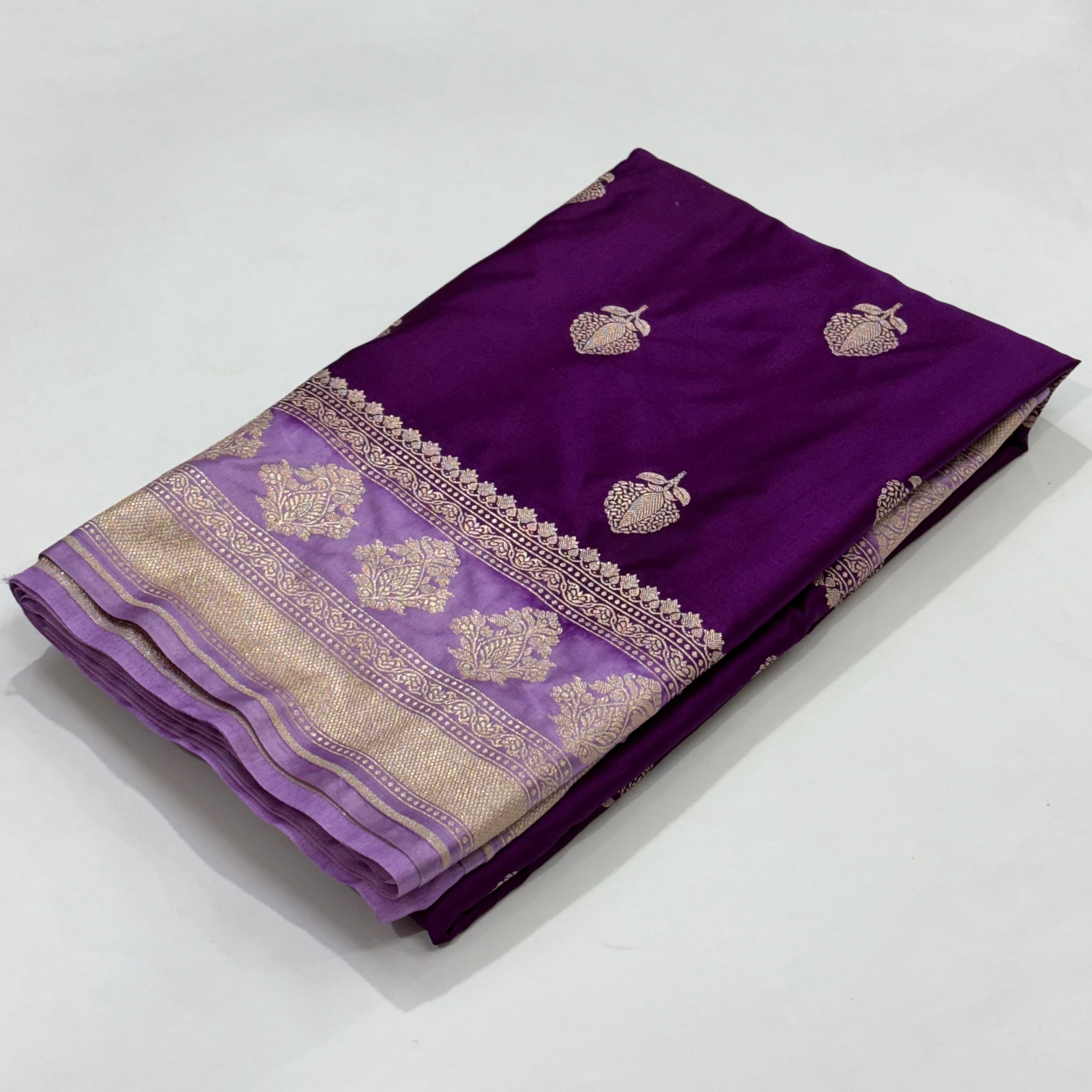 Contrast Purple-Lavender Combination Mashru Silk Saree With Big Border