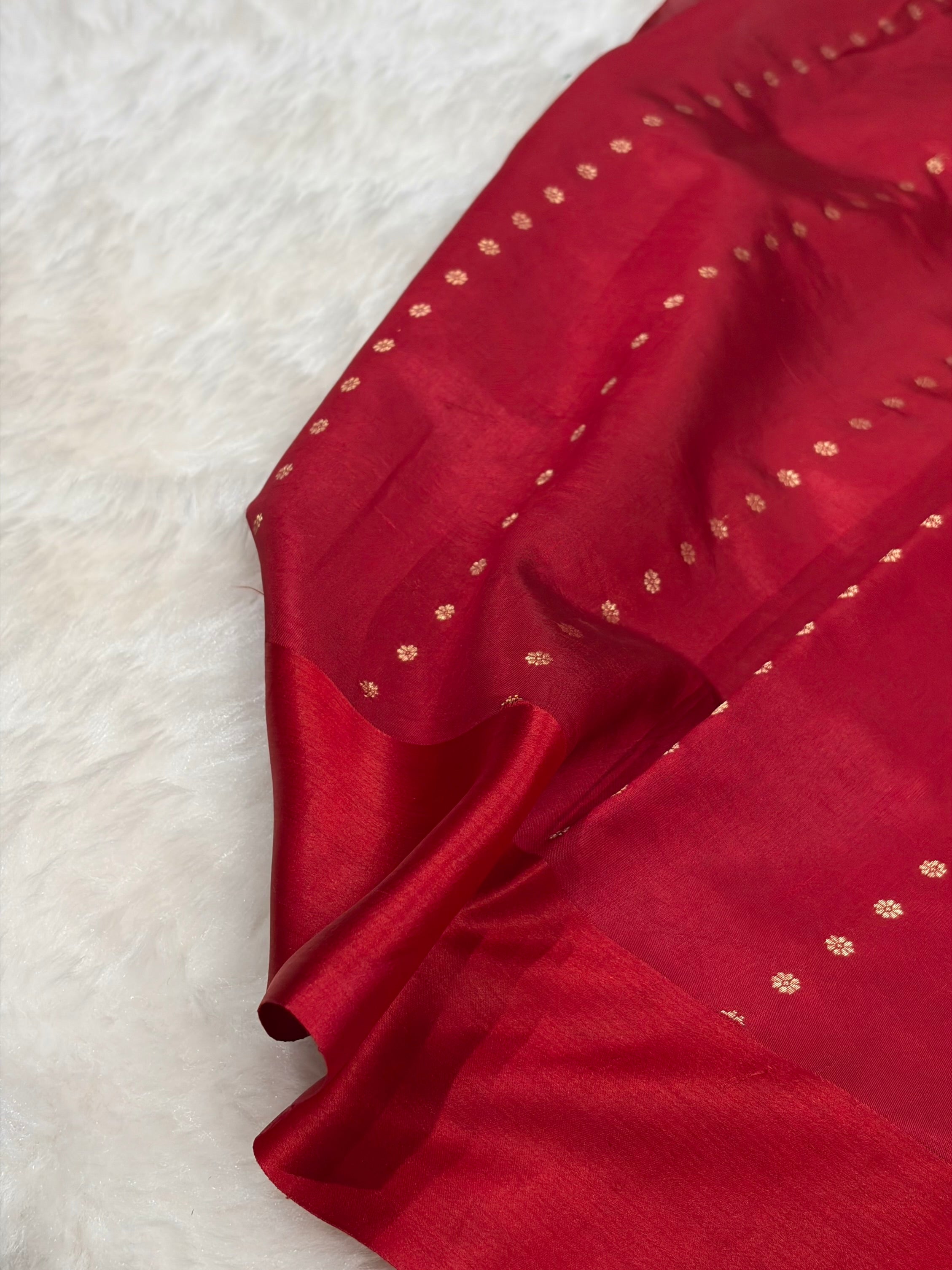 Maroon Shades Handwoven Pure Katan Paper Silk RM-70