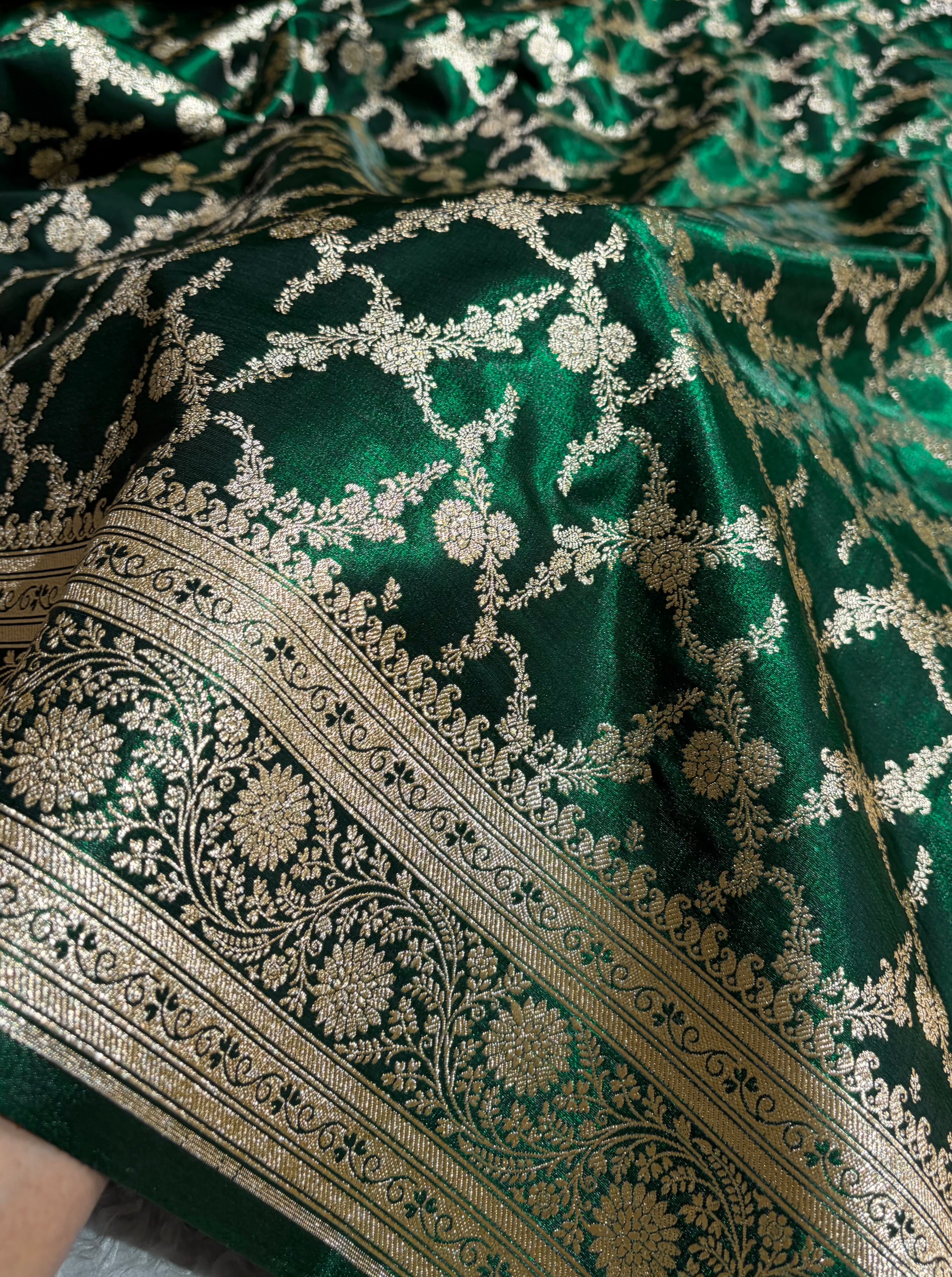 Bottle Green Shades Cross Pattern Banarasi Satin Silk Saree SS40