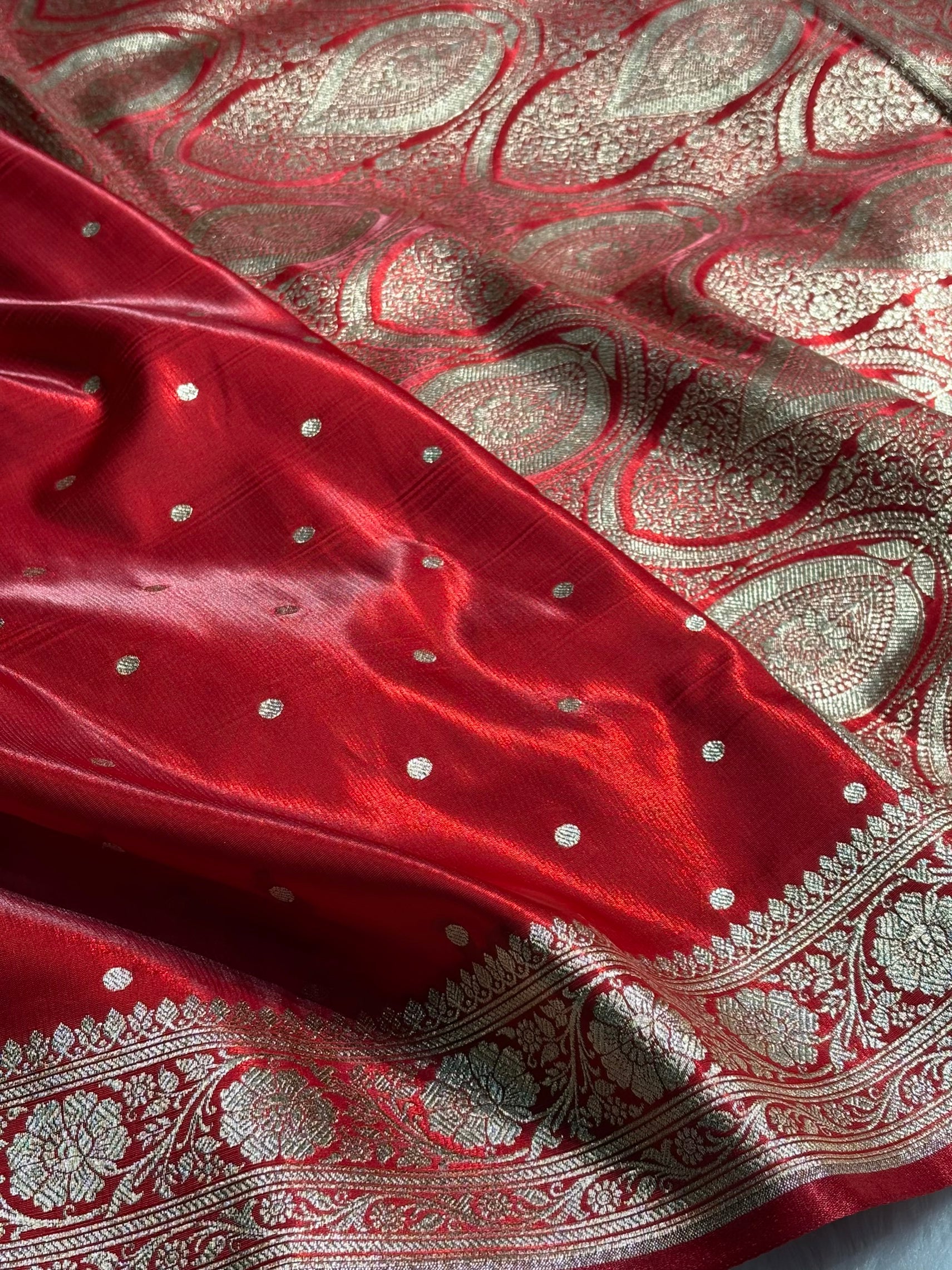 Satin Silk Dot Booti in Red Shades SS08