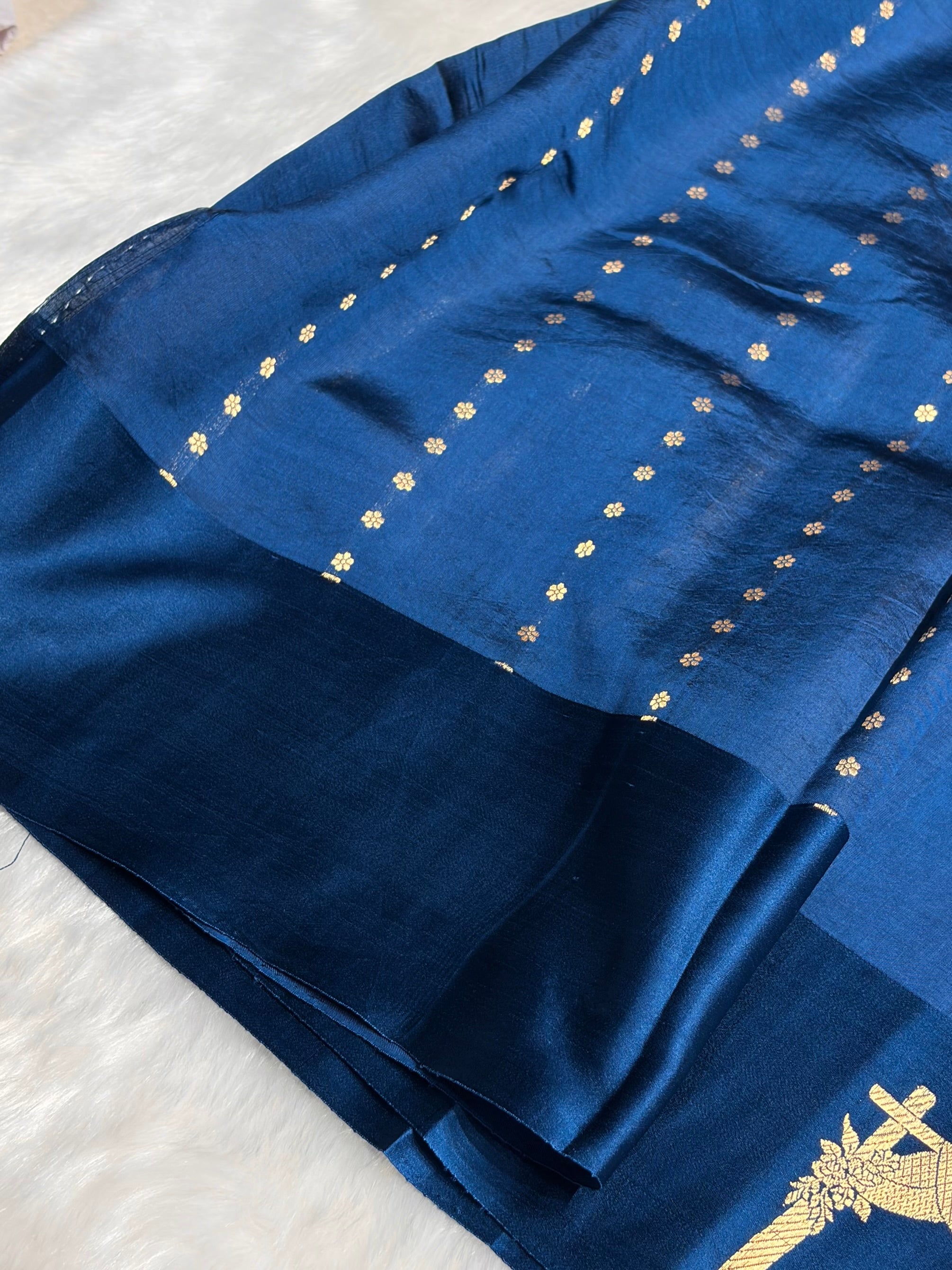 Royal Blue Shades Boota Handwoven Pure Raw Mango Silk RM-14