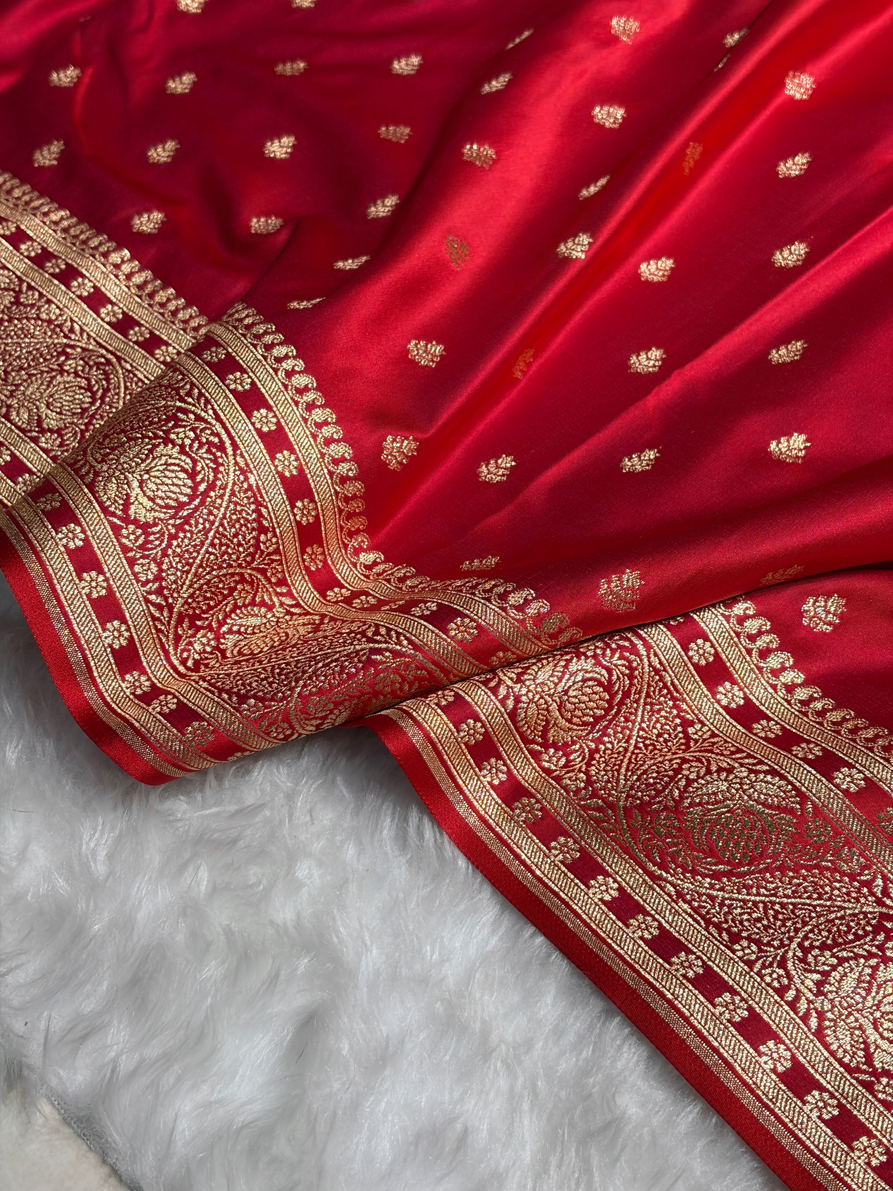 Cross Red Floral Pattern Satin Katan Silk Saree SK78