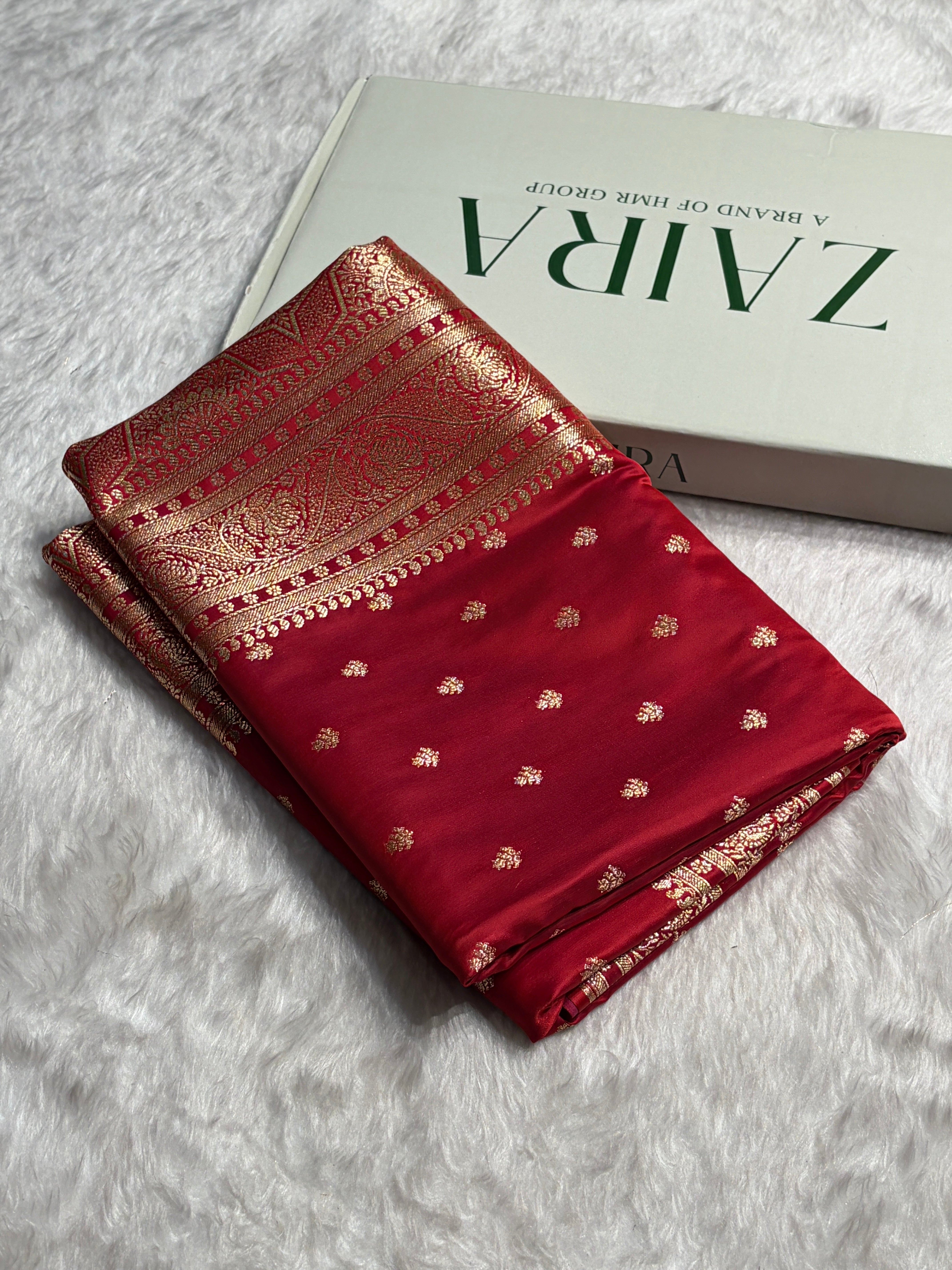 Cross Red Floral Pattern Satin Katan Silk Saree SK78