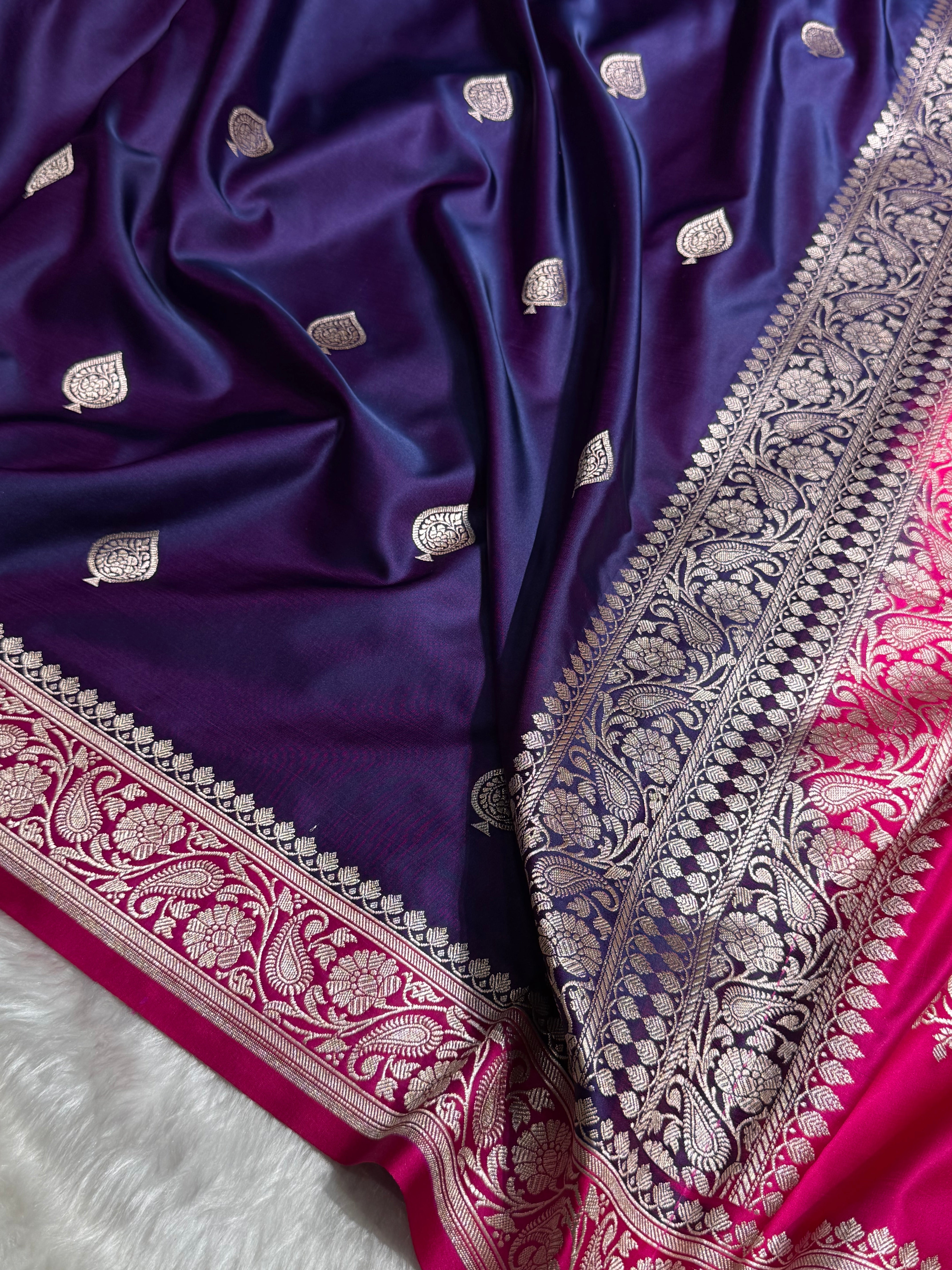 Contrast Banarasi Satin Katan Saree Booti Pattern in Purple / Rani Shades SK140