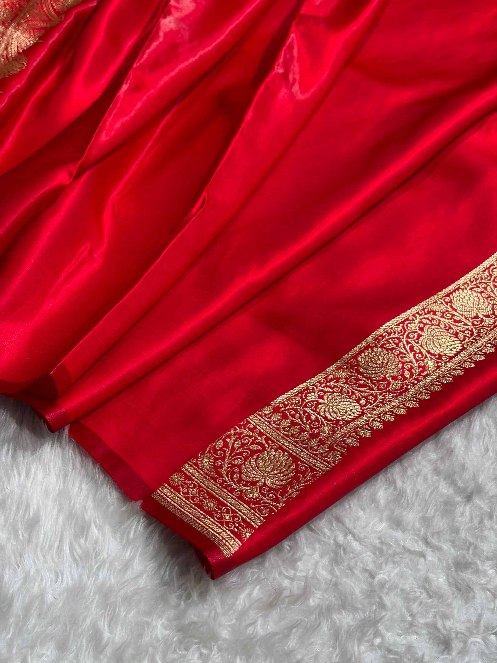 Banarasi Satin Silk Saree Jaal in Red Shades SS23