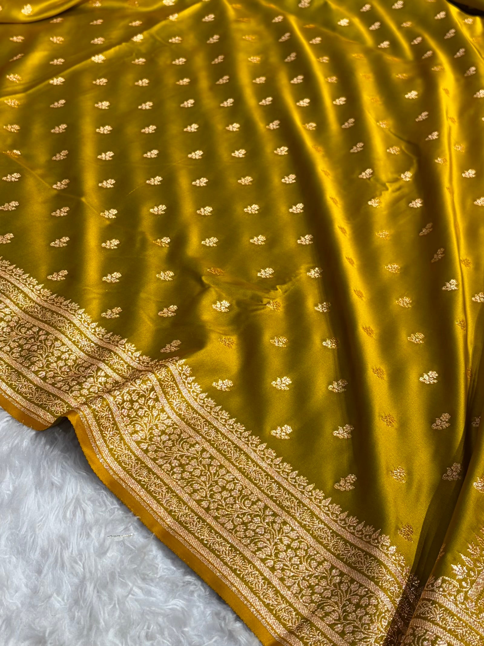 Banarasi Satin Katan Saree With Boota in Liril Mehendi Shades SK89
