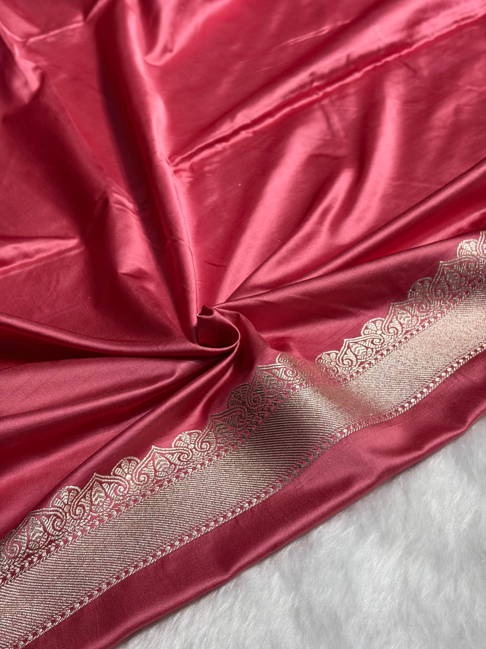 Dusty Peach Shades Unique Boota Motif Mashru Silk Saree MS12