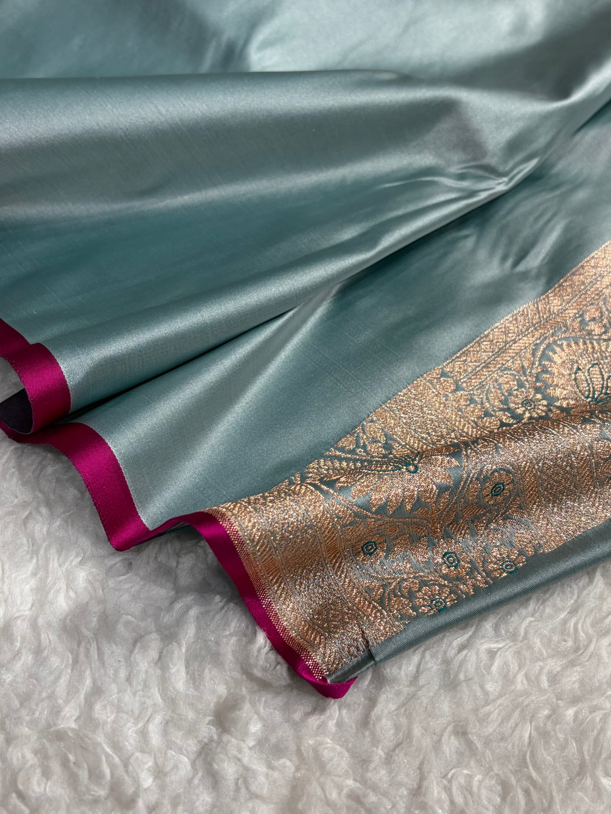 Banarasi Turquoise Shades booti Katan Silk saree SK10