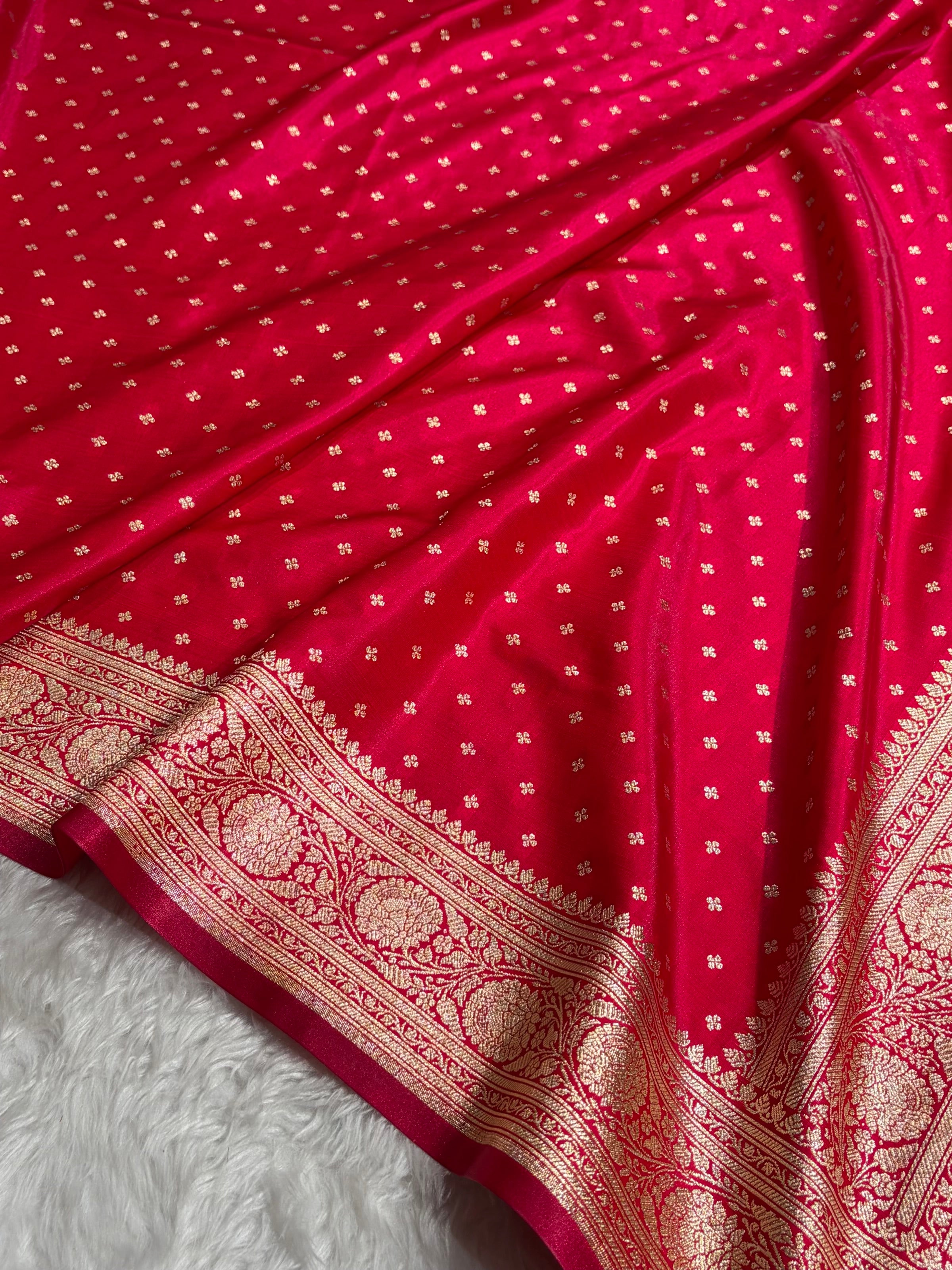 Banarasi Cross Rani Shades Booti Pattern Banarasi Satin Silk Saree SS53