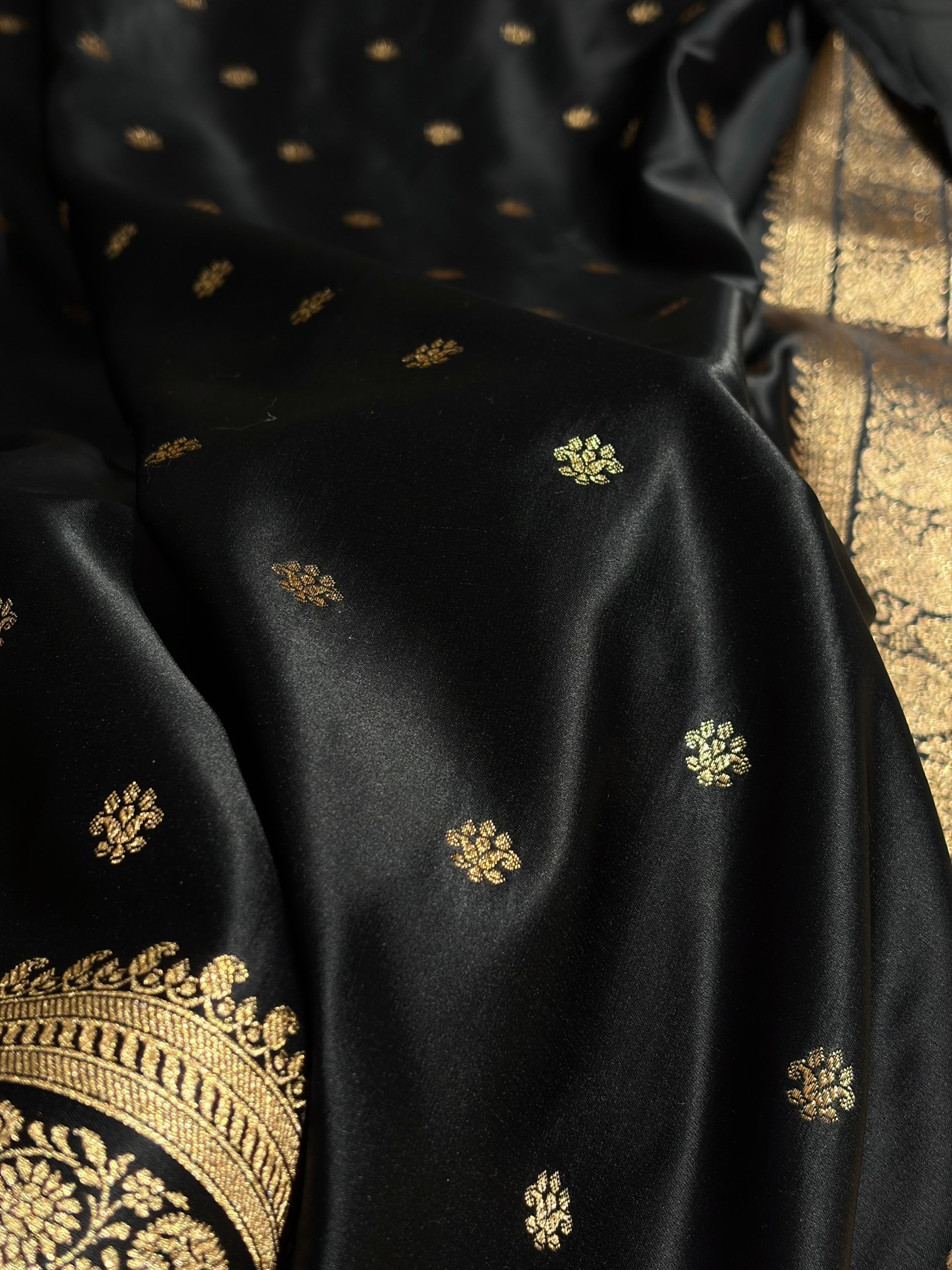 Banarasi Satin Katan Saree With Boota Pattern in Black Shades SK127