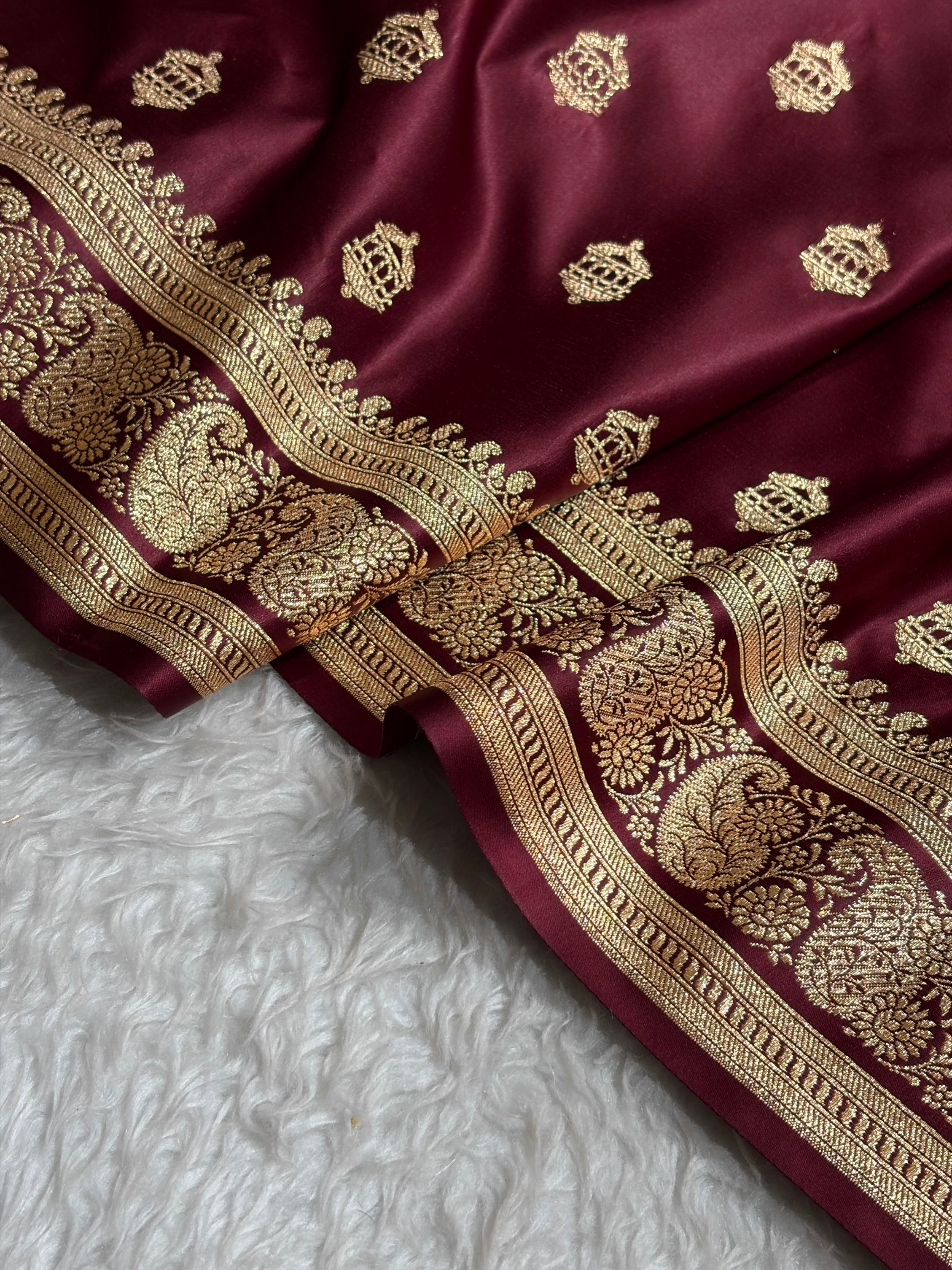 Banarasi Satin Katan Saree Booti Pattern in Chocolate Shades SK137