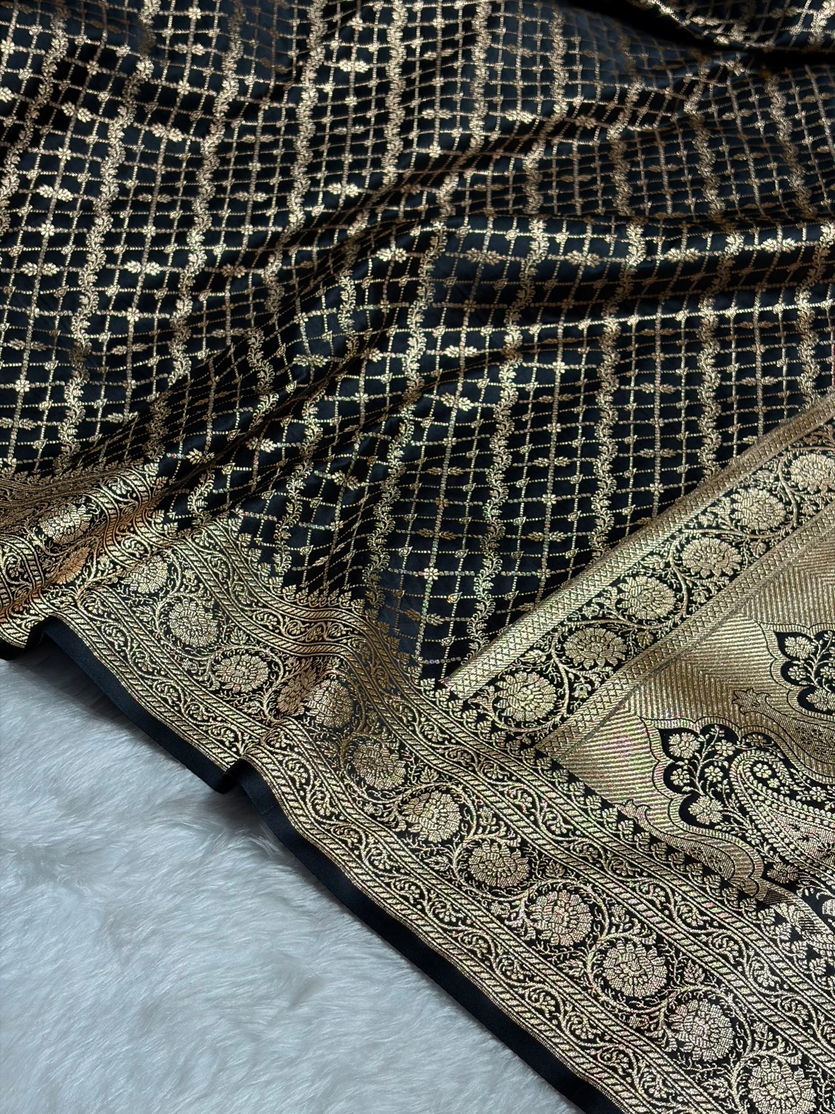 Black Banarasi Brocade Soft Katan Silk Saree SKB-01