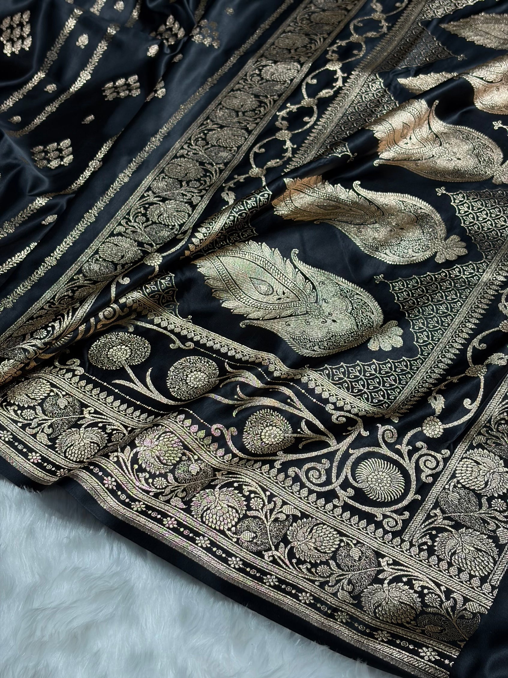 Black Floral Boota Pattern Satin Katan Silk saree SK39