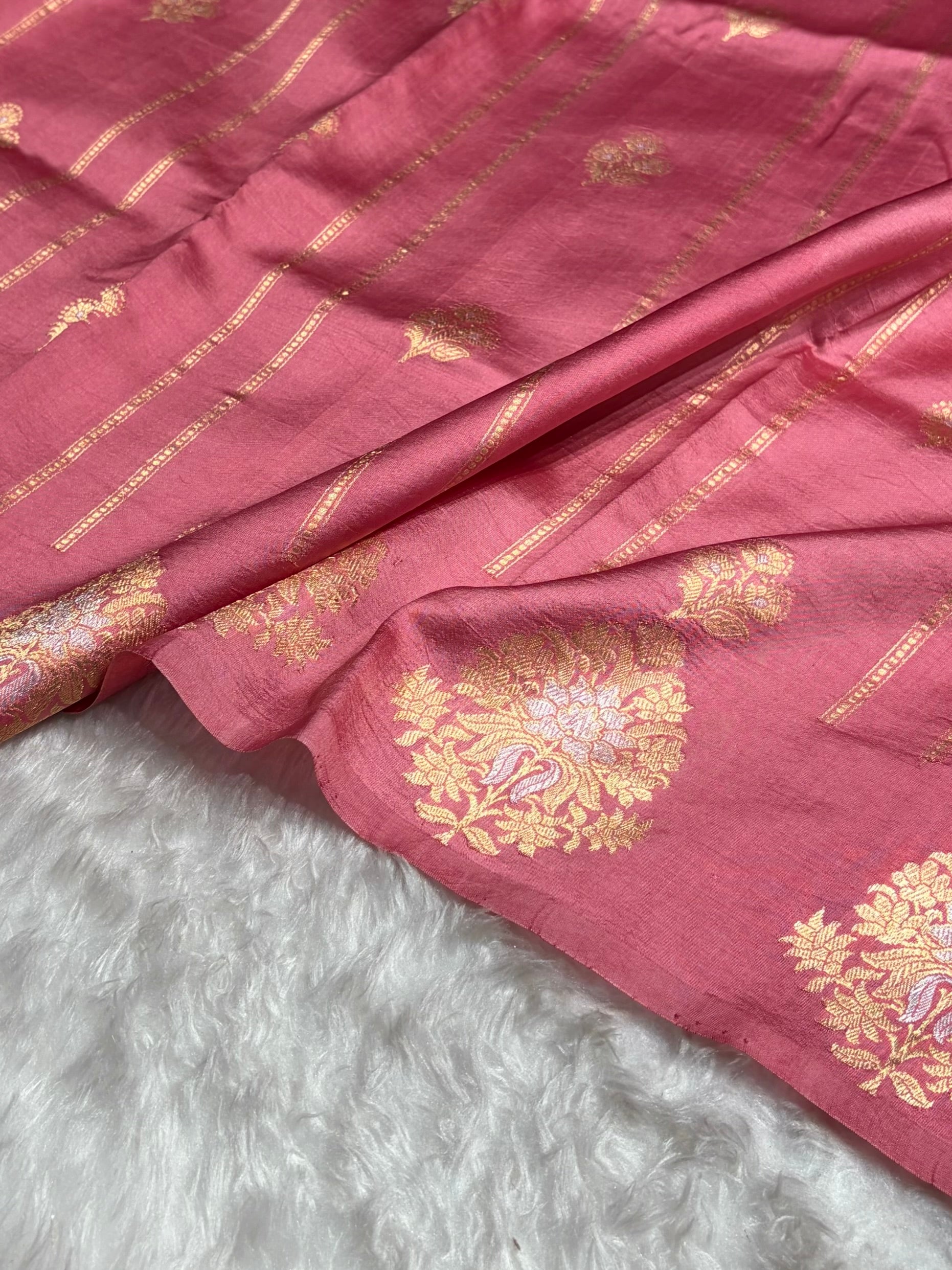 Strawberry Shades Banarasi Handwoven Pure Paper Katan Silk RM-66