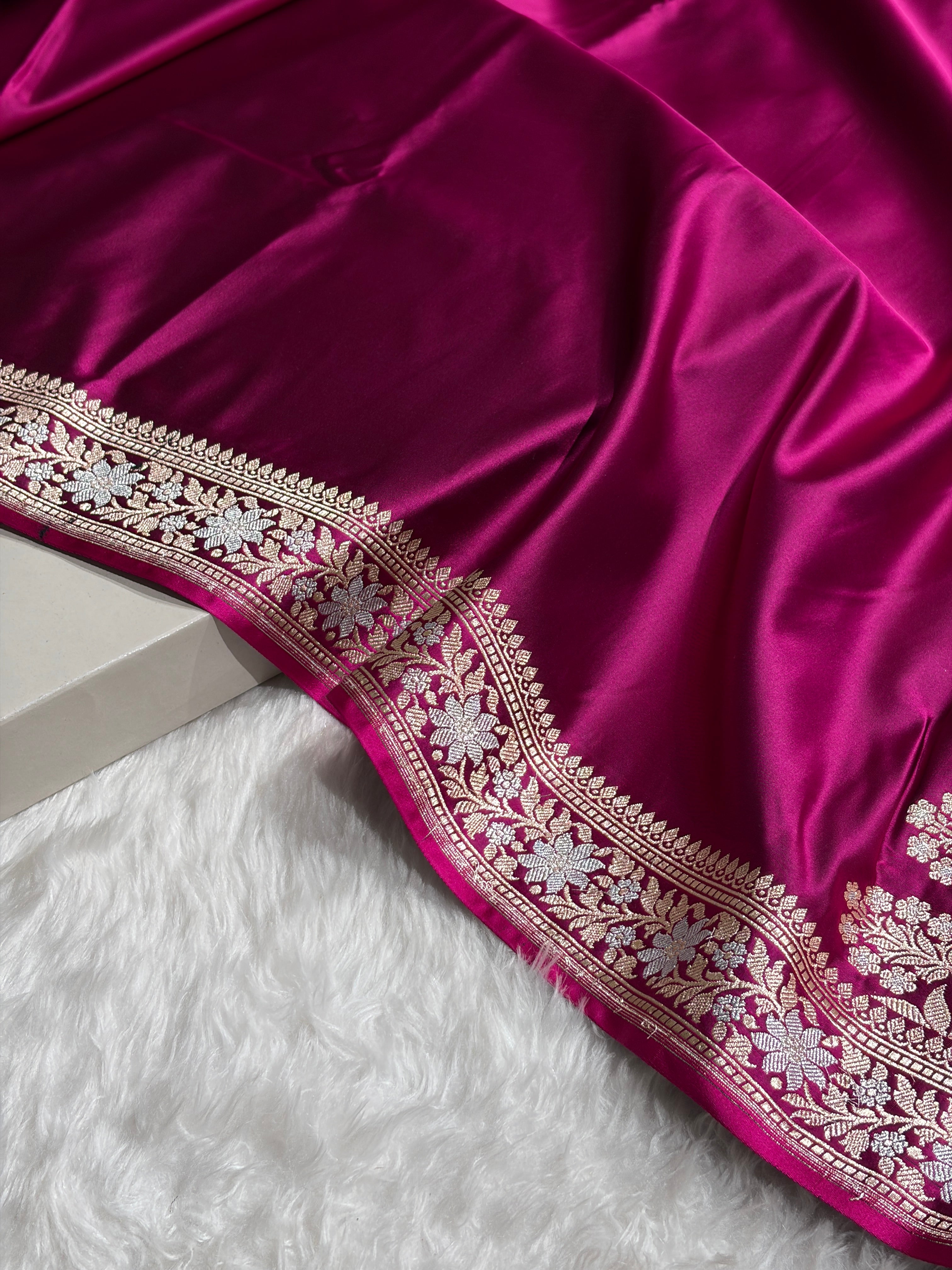 Wine Shades Plain Banarasi With Minakari Floral Border Mashru Silk Saree MSM-123