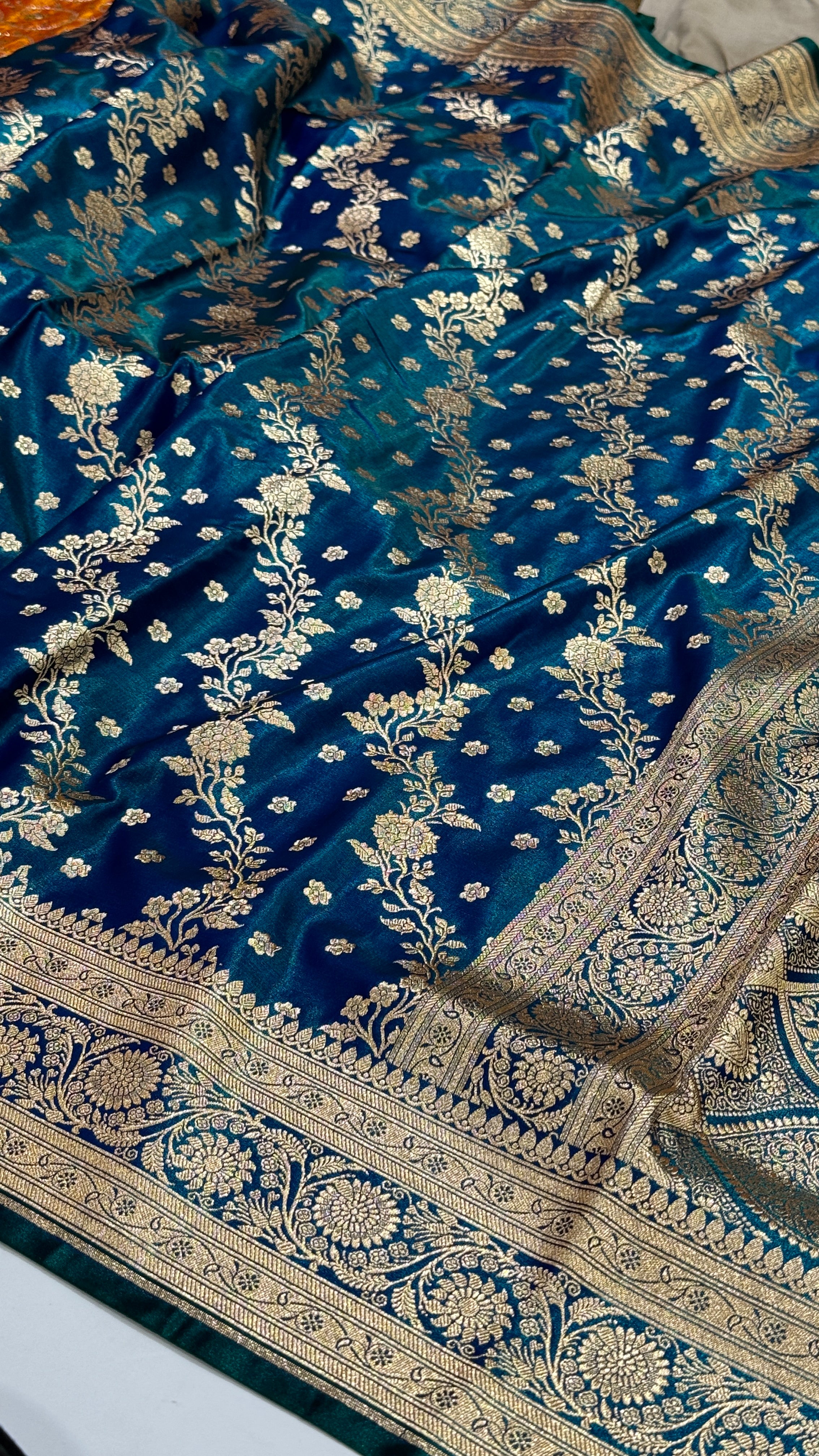 Ultra Light Weight Satin Silk Cross in Peacock Green Shades