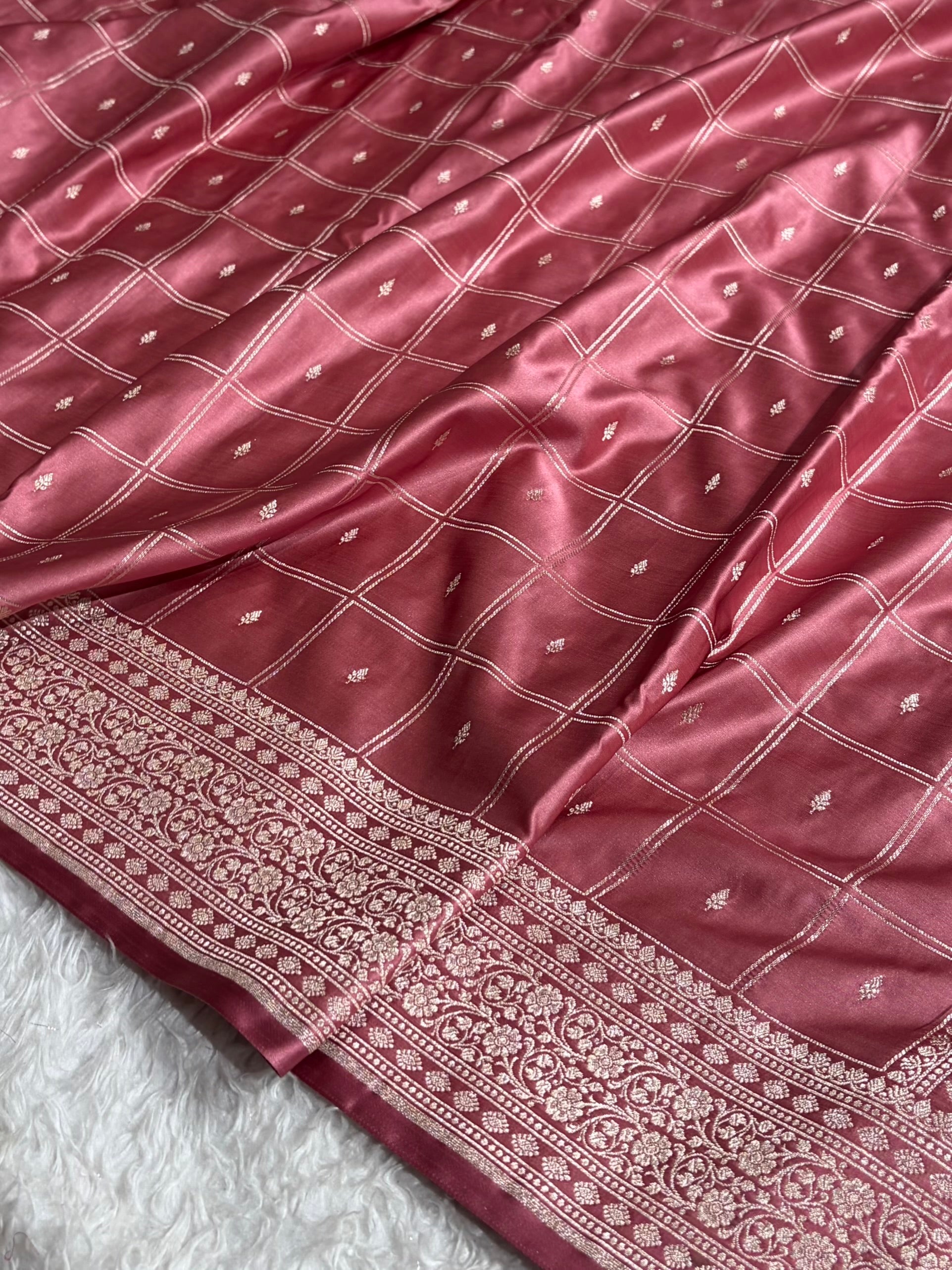 Peach Shades Banarasi With Floral Border Mashru Silk Saree MSM-124