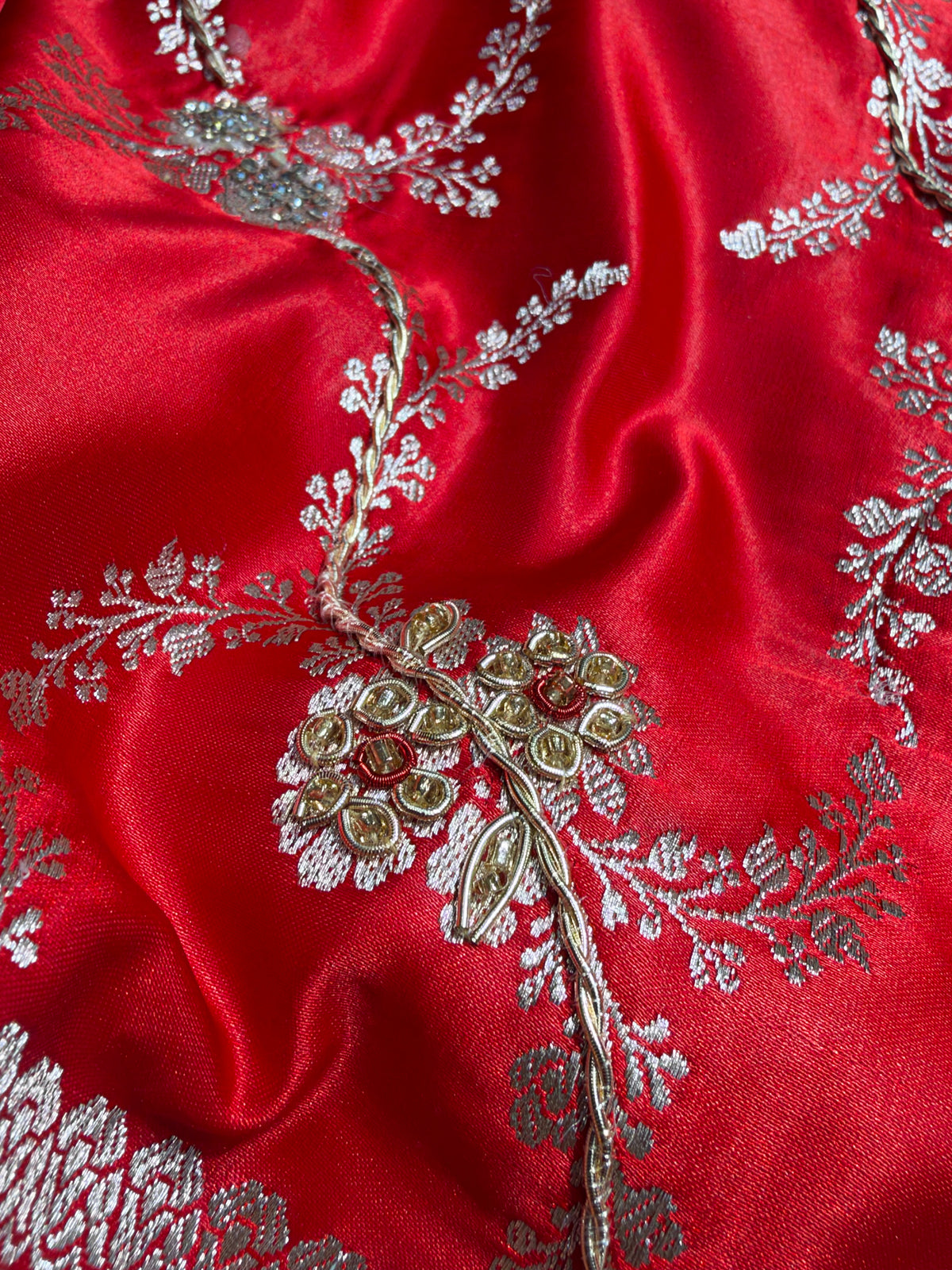 Bridal Red Shades Banarasi Jaal With Zardozi Work Mashru Silk Saree BMSM-127