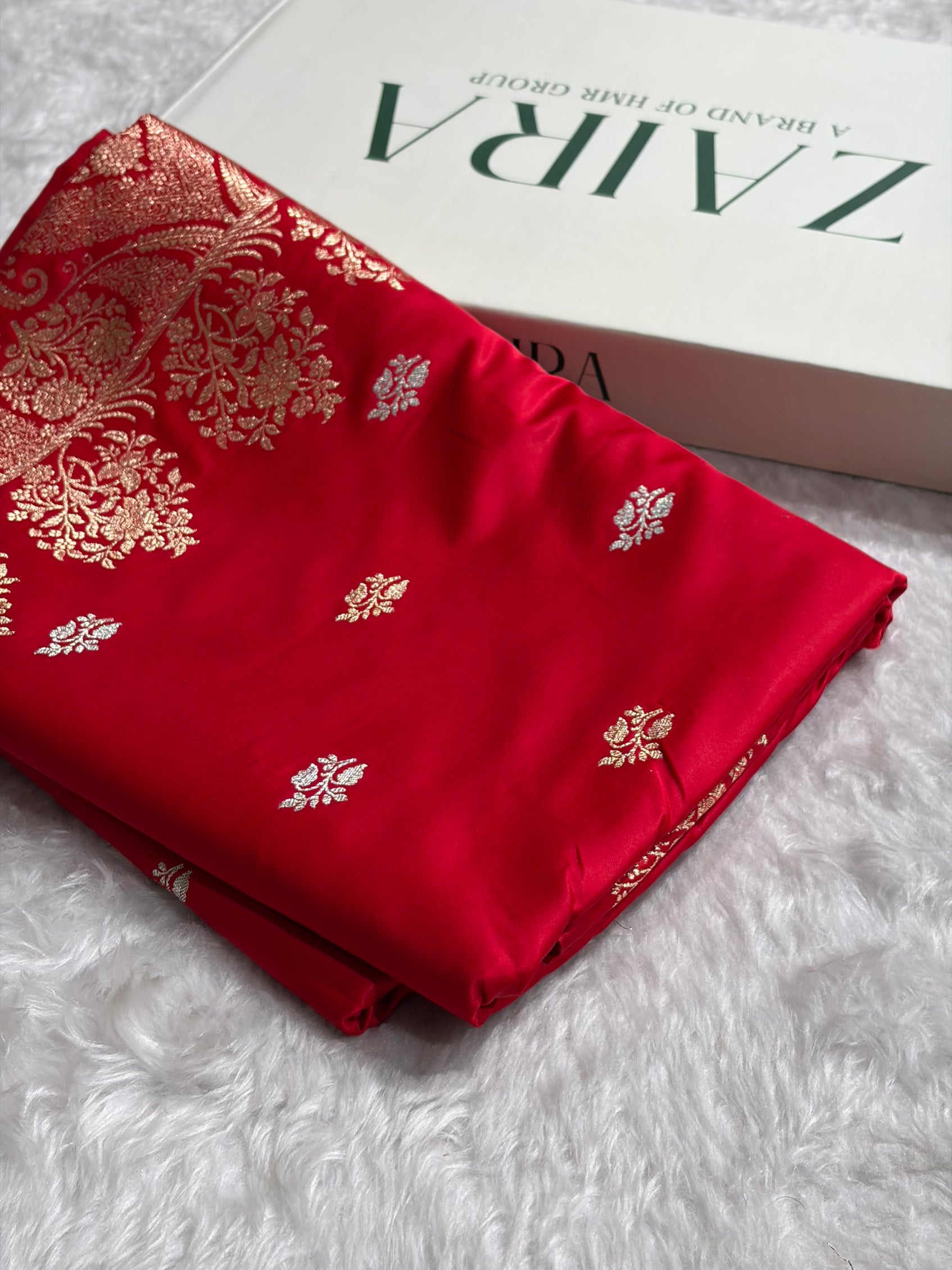 Red Shades Banarasi With Floral Border Mashru Silk Saree MSM-126