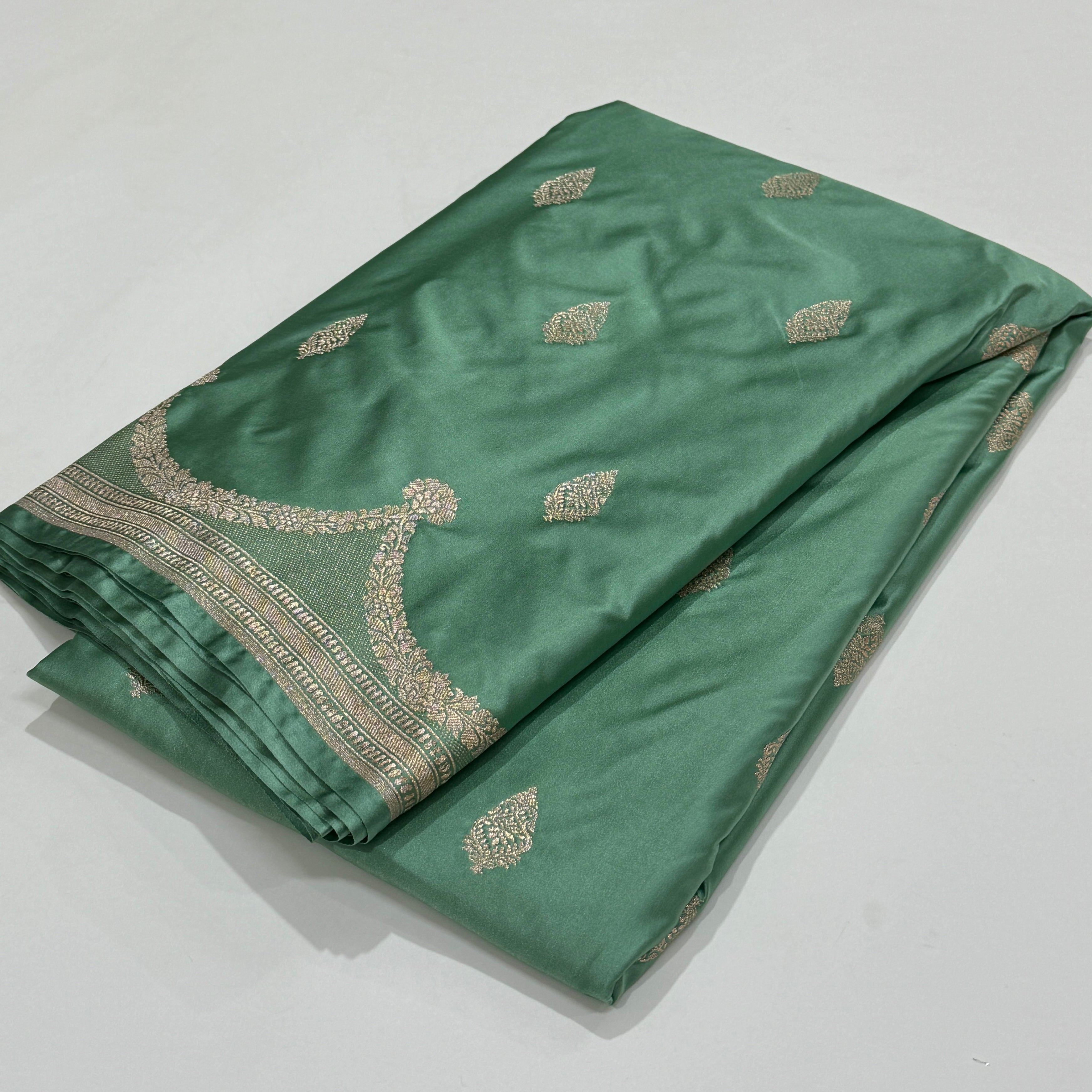 Turquoise Scallop Mashru Silk Saree