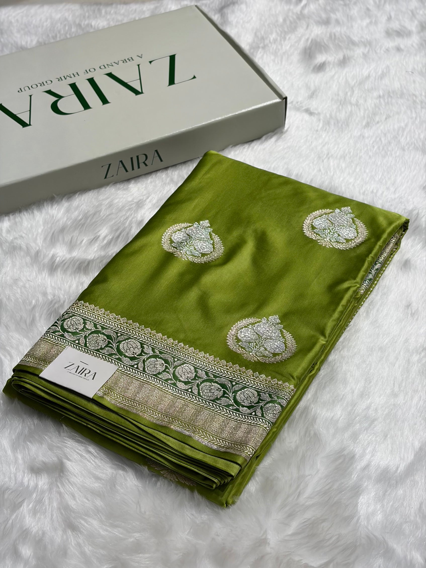 Parrot Green Minakari Boota Mashru Silk Saree MS35