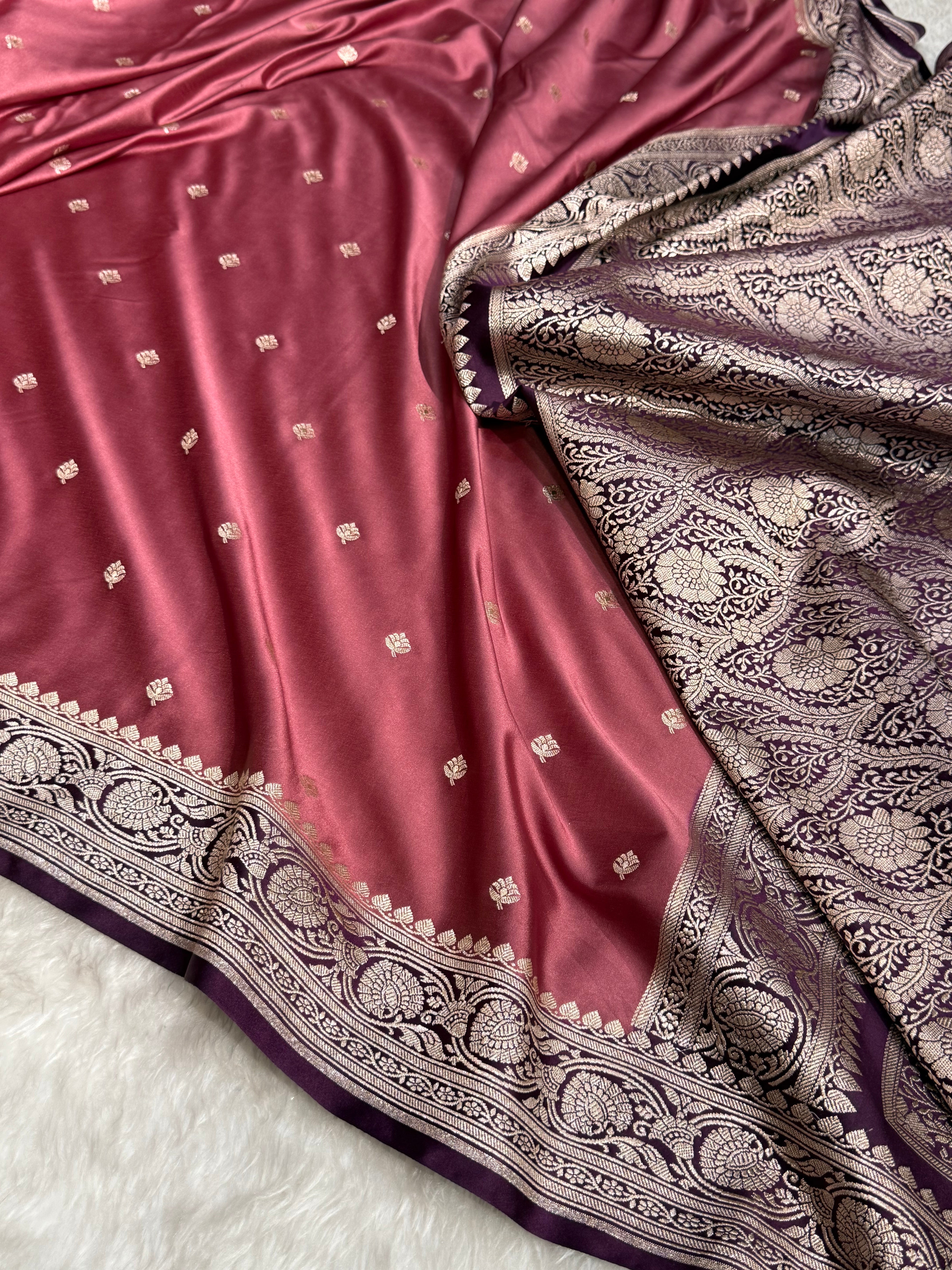 Booti Motif In Mauve -Wine Contrast Mashru Silk Saree