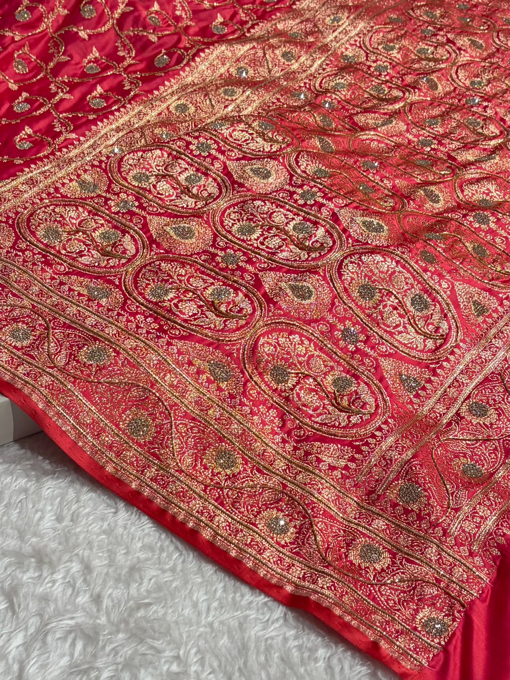 Banarasi Gajri Shades Jaal Pattern With Swarovski Stone & Zardozi Satin Katan Silk Saree BSK55