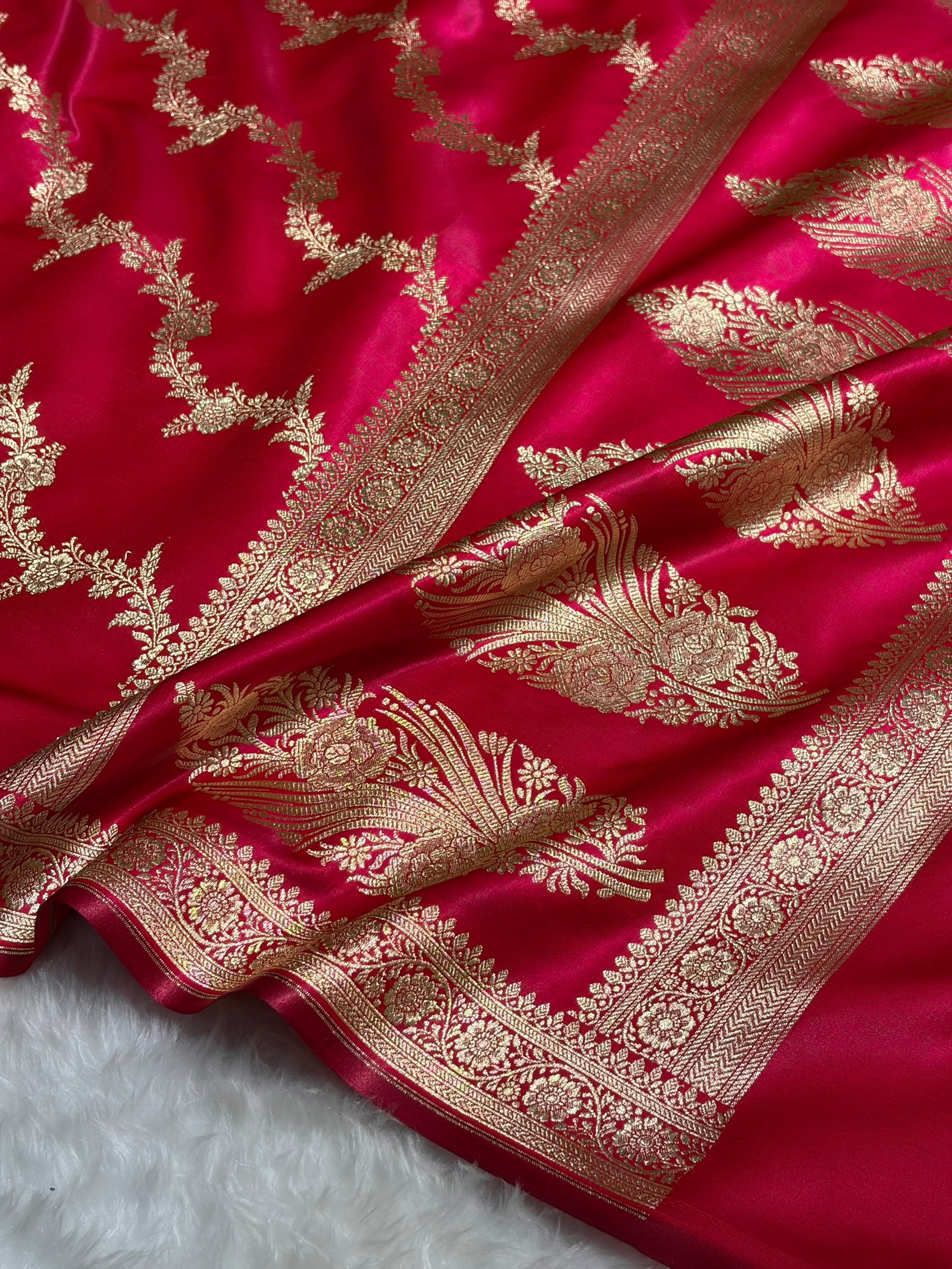 Banarasi Cross Rani Shades Banarasi Satin Silk Saree SS35