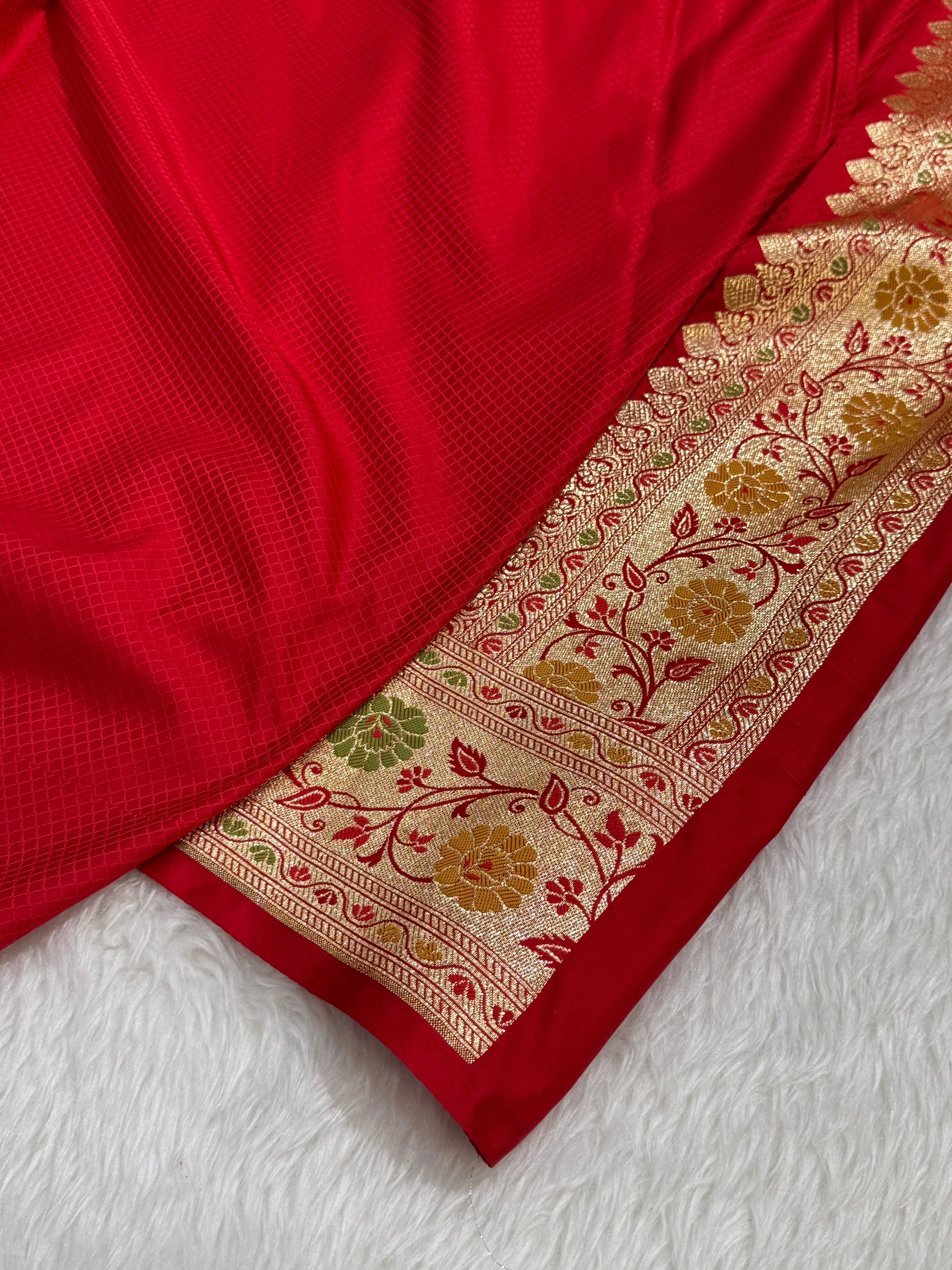 Premium Minakari Red Banarasi Booti Katan Silk Saree