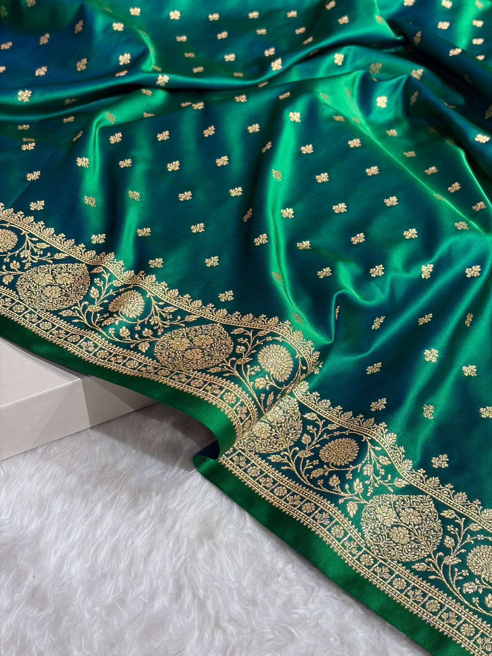 Banarasi Satin Katan Saree With Boota in Cross Green Shades SK117