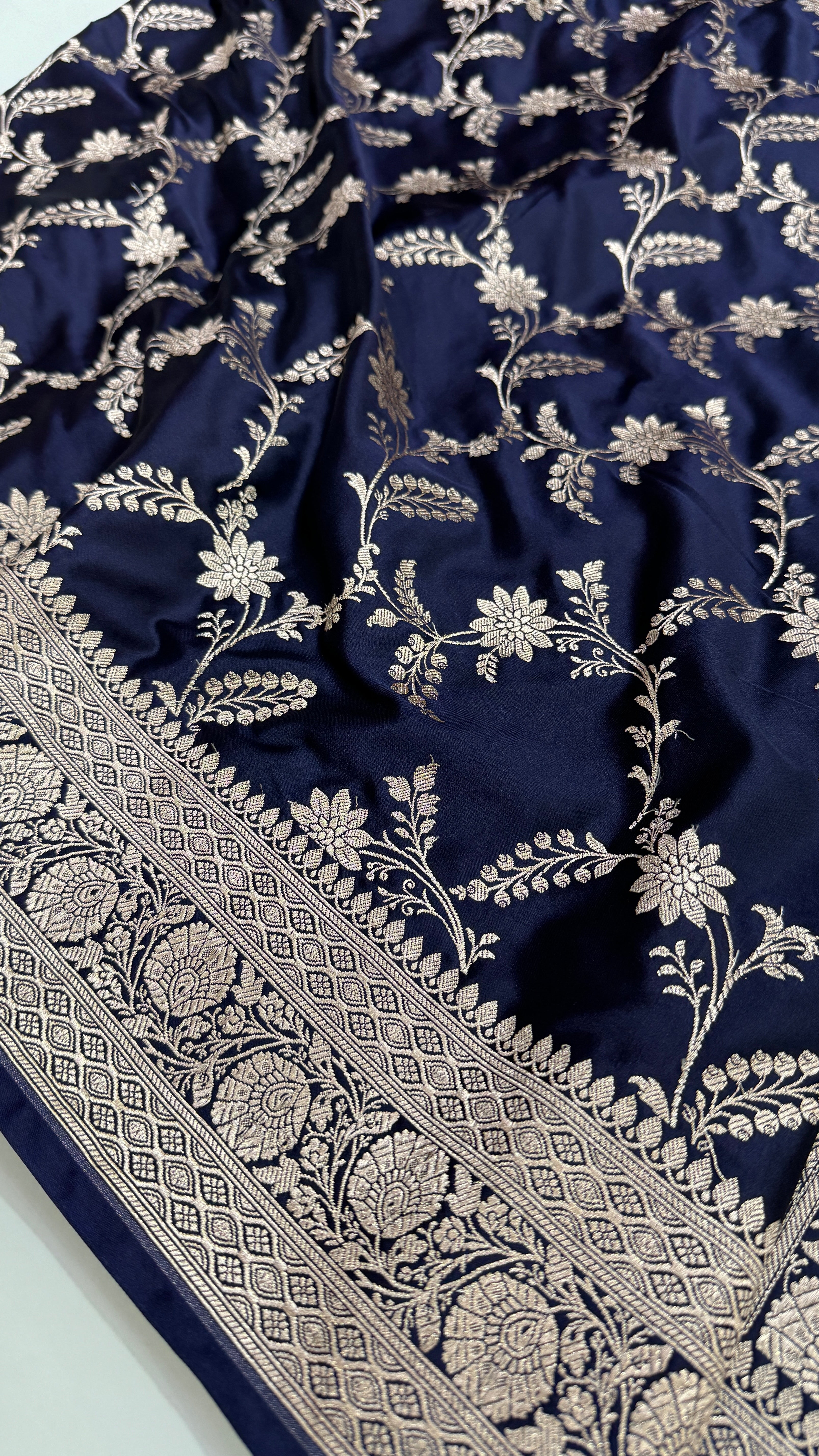Navy Jaal Pattern Mashru Silk Saree