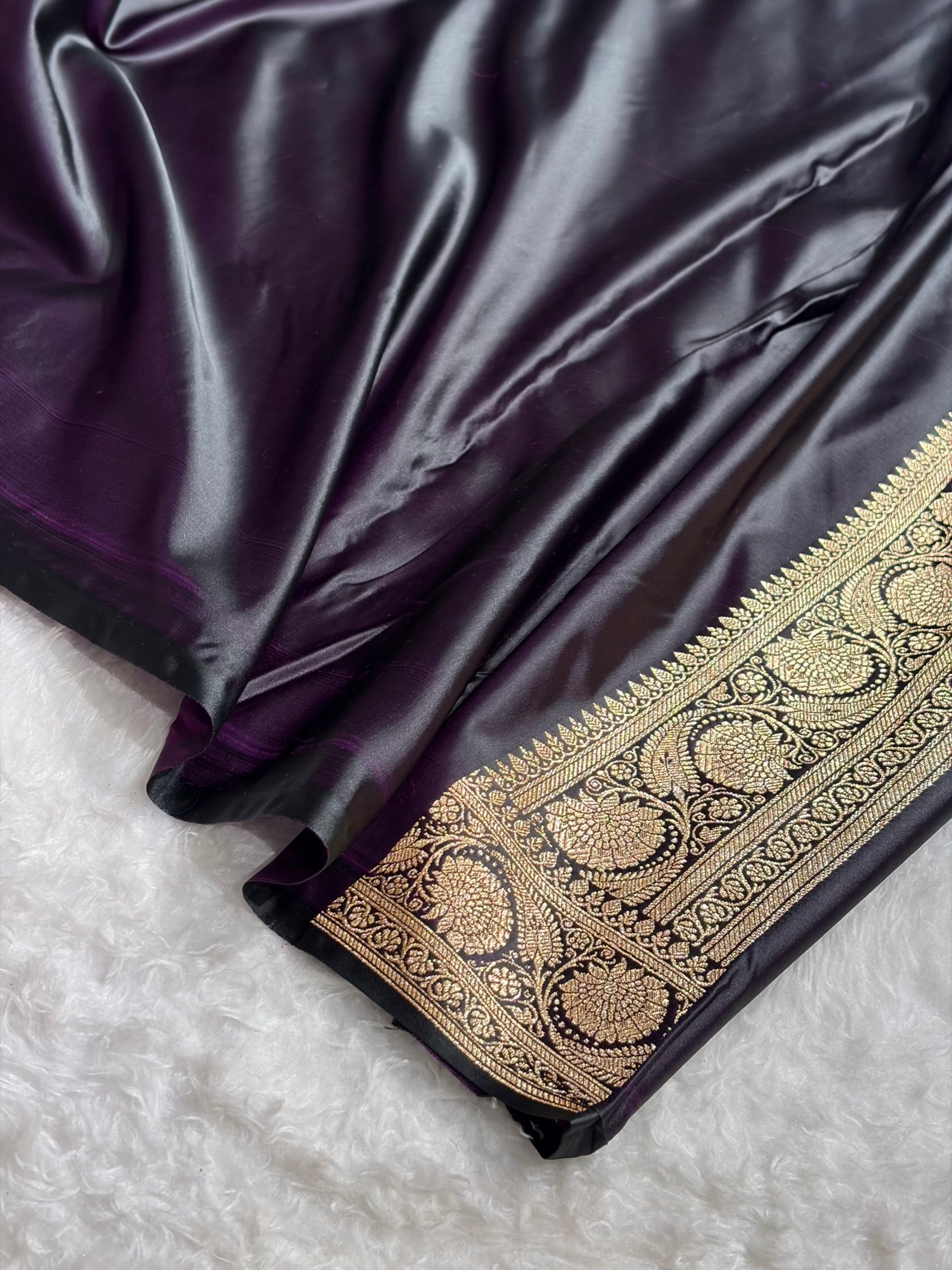 Banarasi Dark Wine Floral Boota Pattern Satin Katan Silk Saree SK71