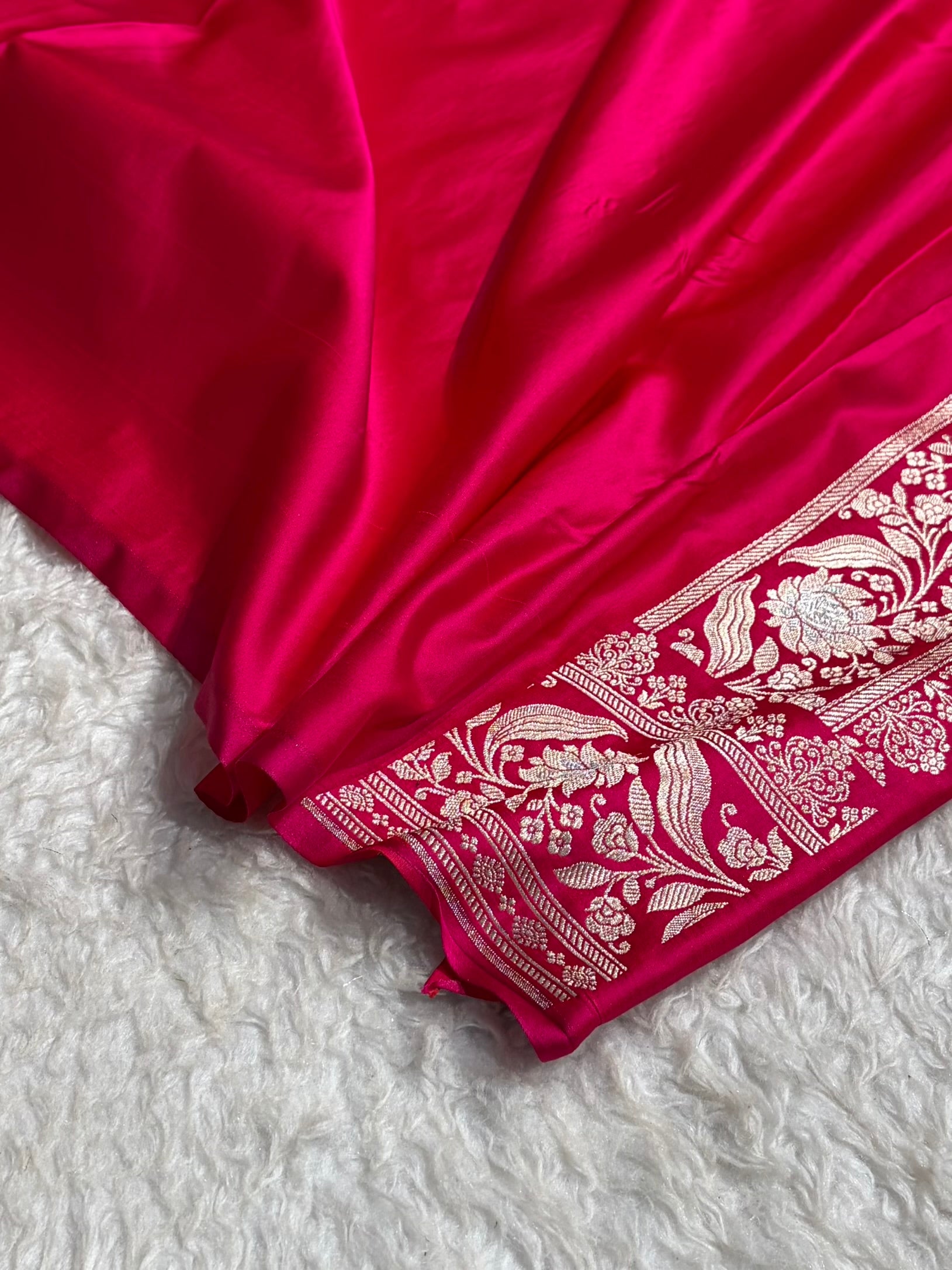 Rani Shades Banarasi Boota Pattern Minakari Floral Mashru Silk Saree MSM-122