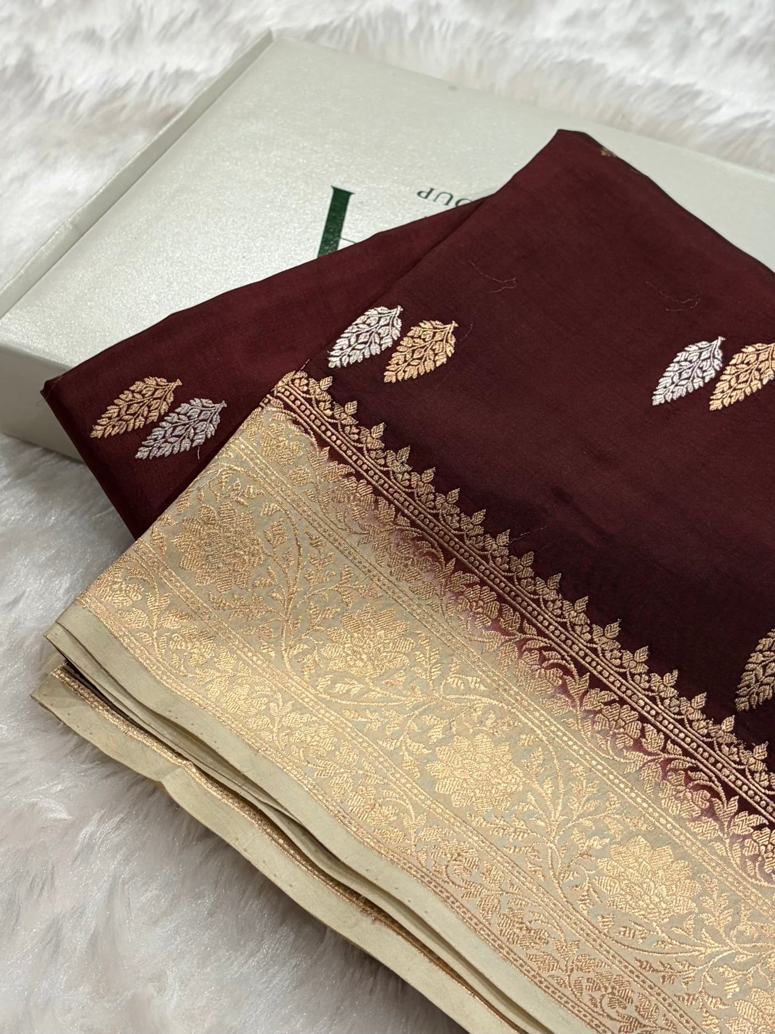 Banarasi Chocolate With Cream Contrast Shades Boota Handwoven Pure Katan Paper Silk RM-76