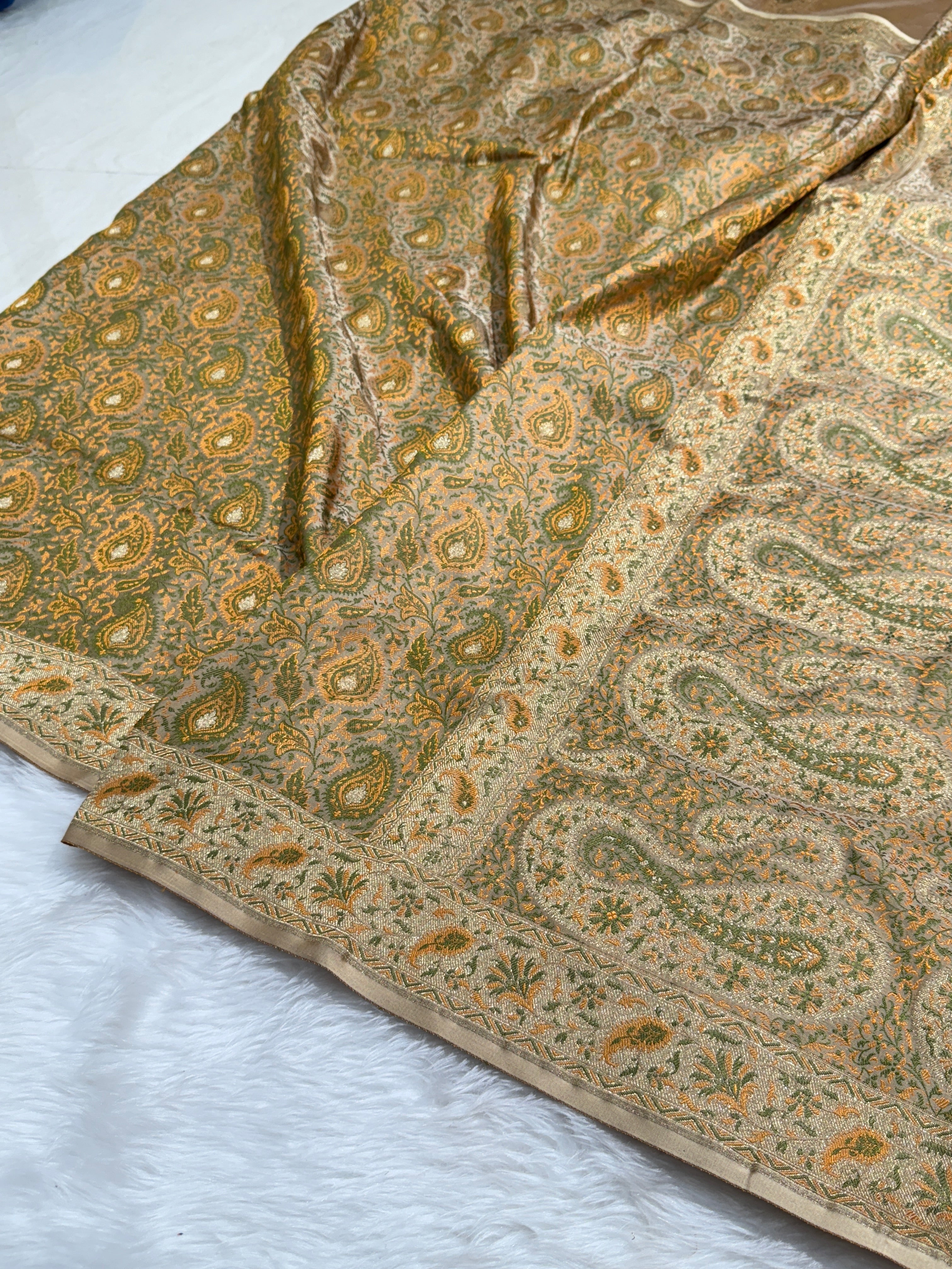 Beige Shades Jamawar Tanchoi Katan Silk Saree SKTM-02