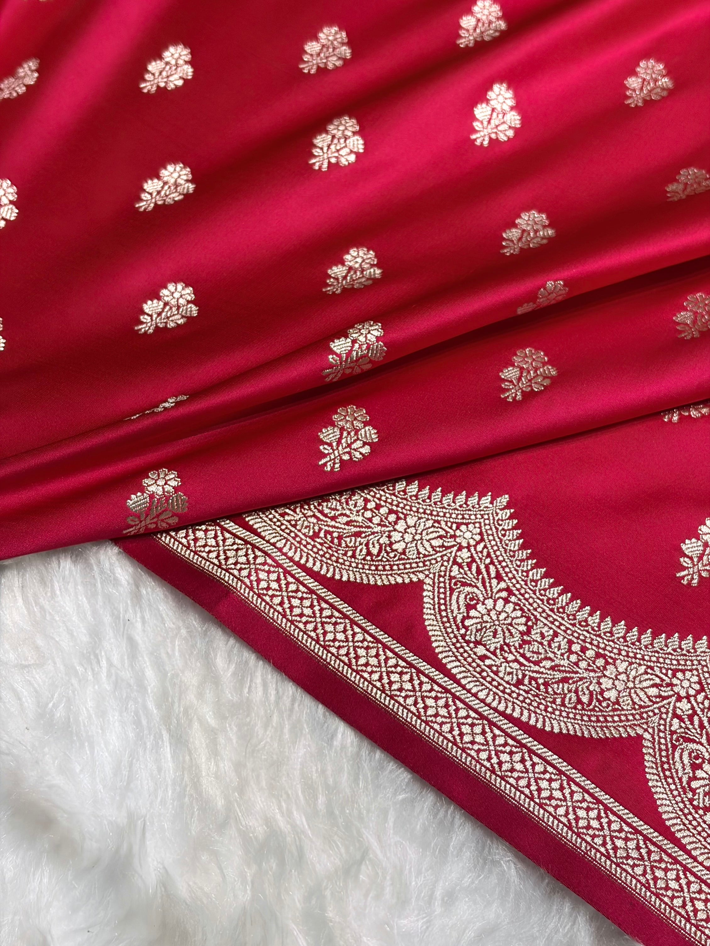 Pink Scallop Booti Mashru Silk Banarasi Saree MSM-35
