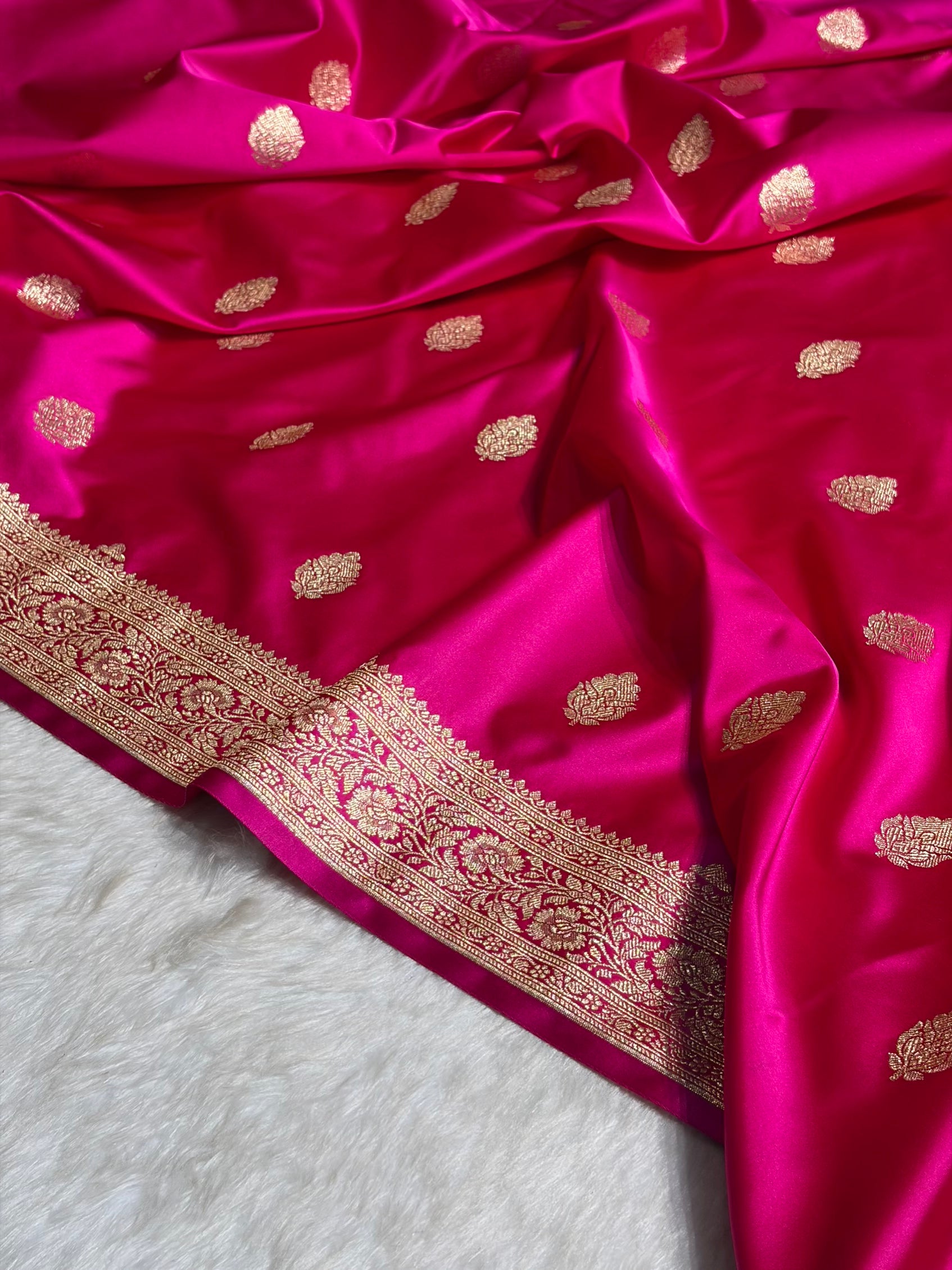 Rani Booti Pattern Satin Katan Silk Saree SK65