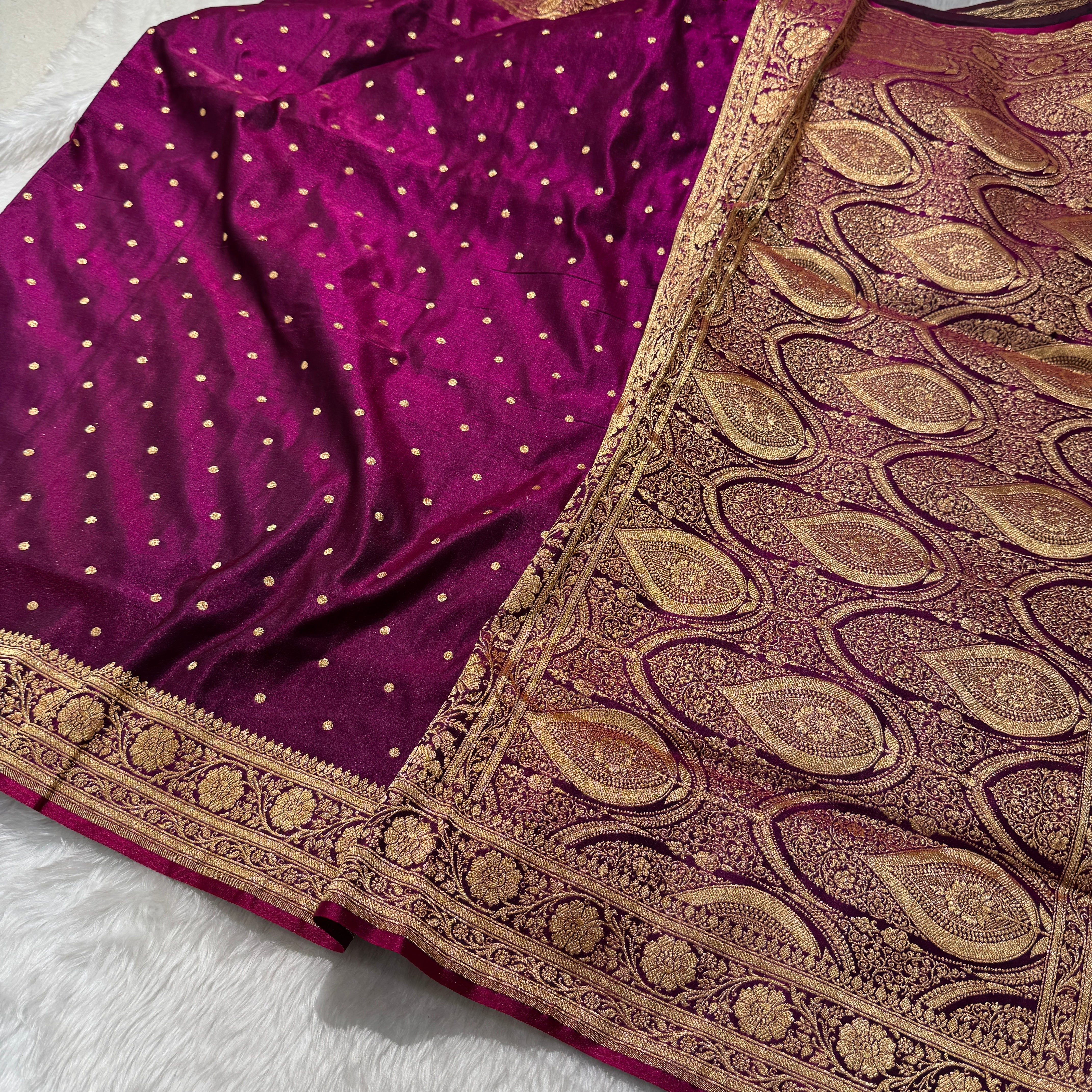 Satin Silk Dot Booti in Wine Shades SS08