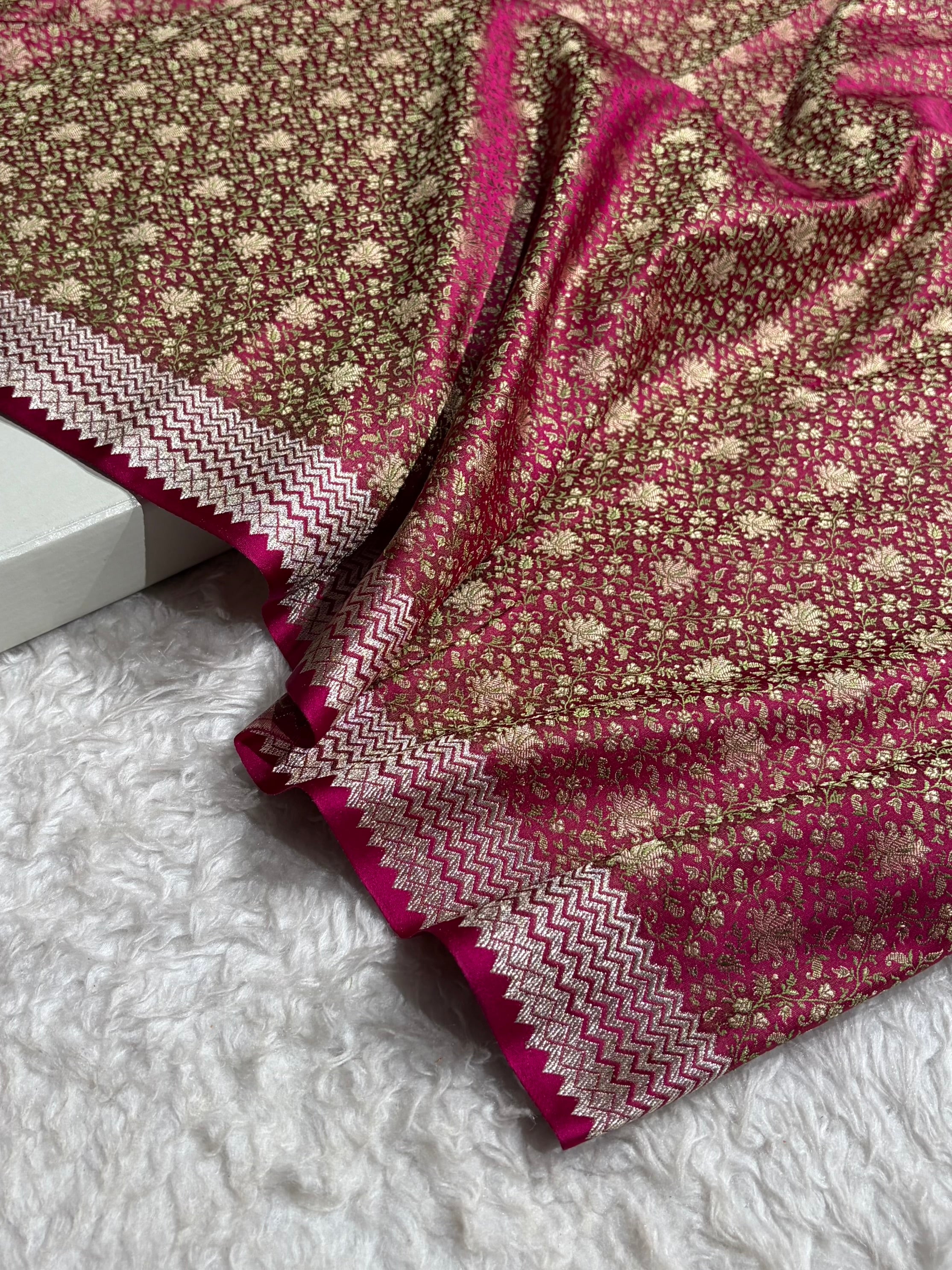 Premium Banarasi Satin Katan Saree Plain With Tanchoi Blouse in Rani Shades SK129