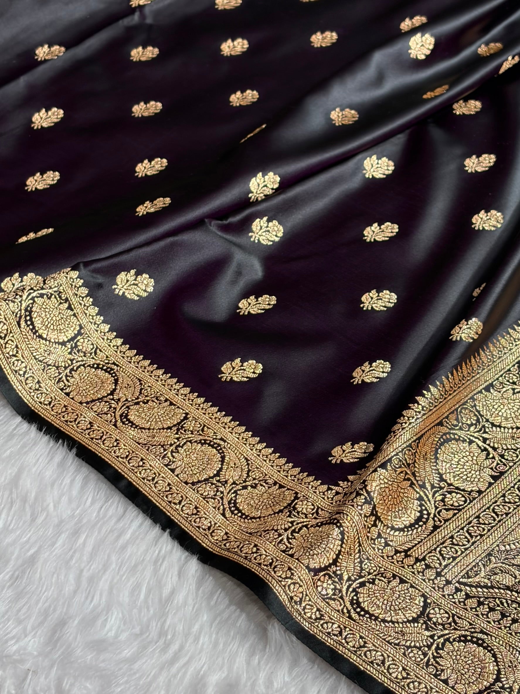 Banarasi Dark Wine Floral Boota Pattern Satin Katan Silk Saree SK71