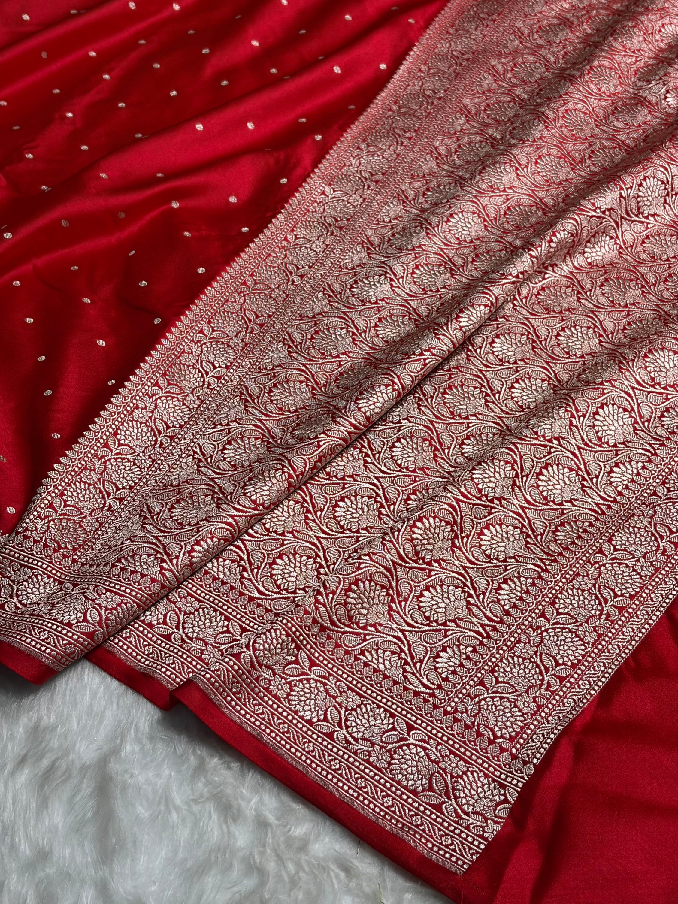 Red Shades Booti Mashru Silk Saree MS65