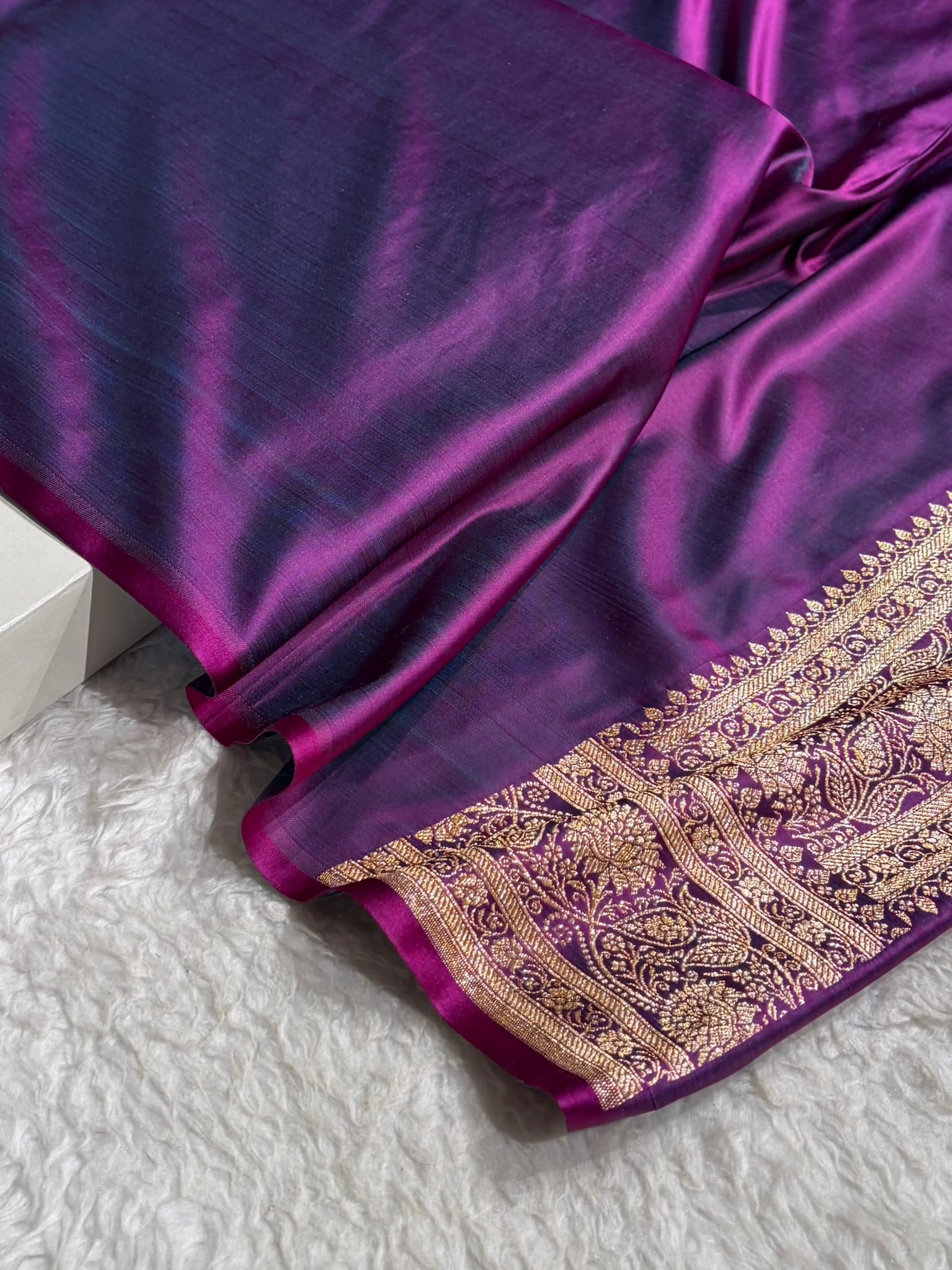 Banarasi Satin Katan Saree With Jaal Pattern in Cross Wine Shades SK121