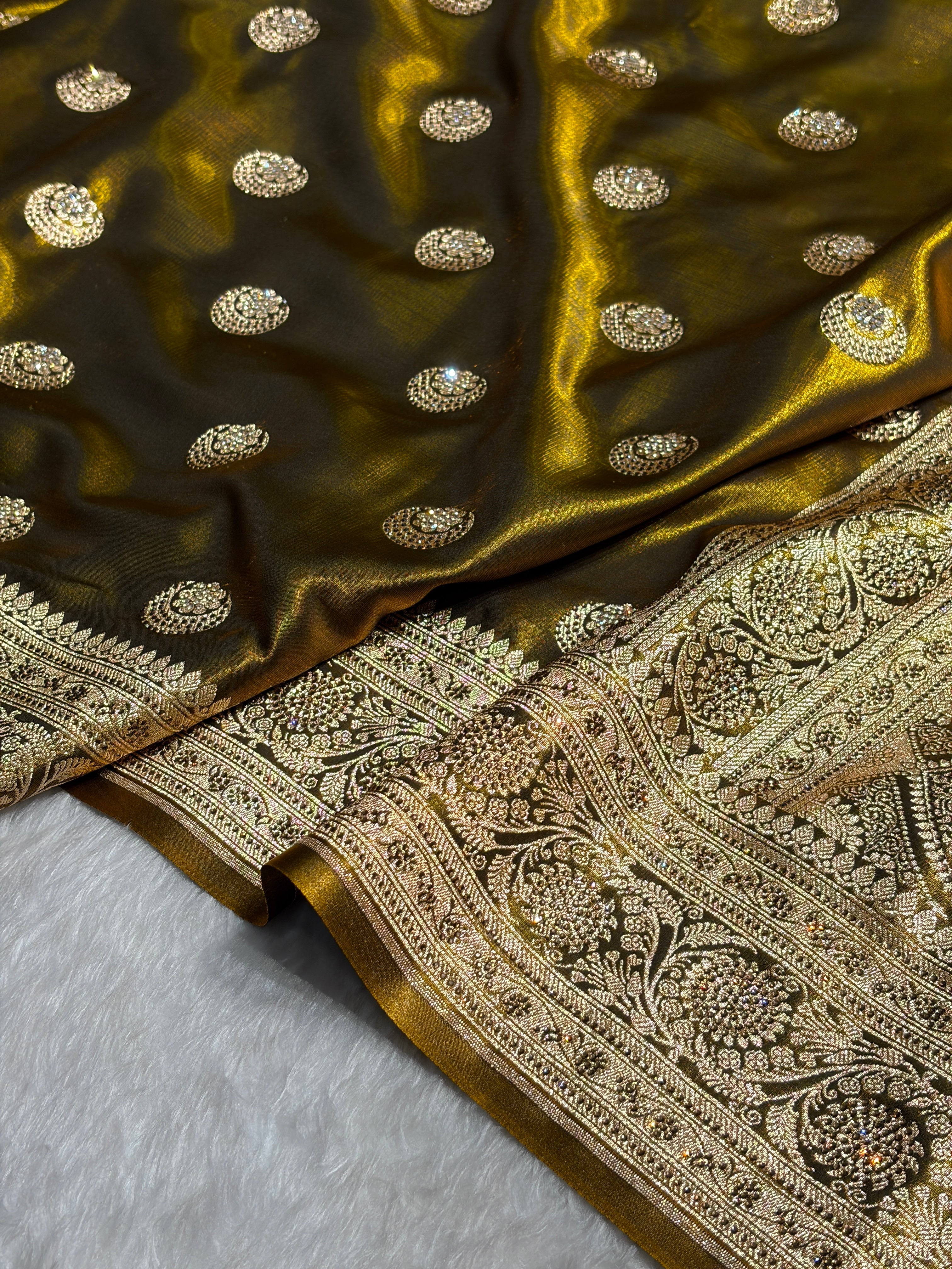 Chand Tara Mehendi Boota With Traditional Banarasi Swarovski Work BSS04 (R)