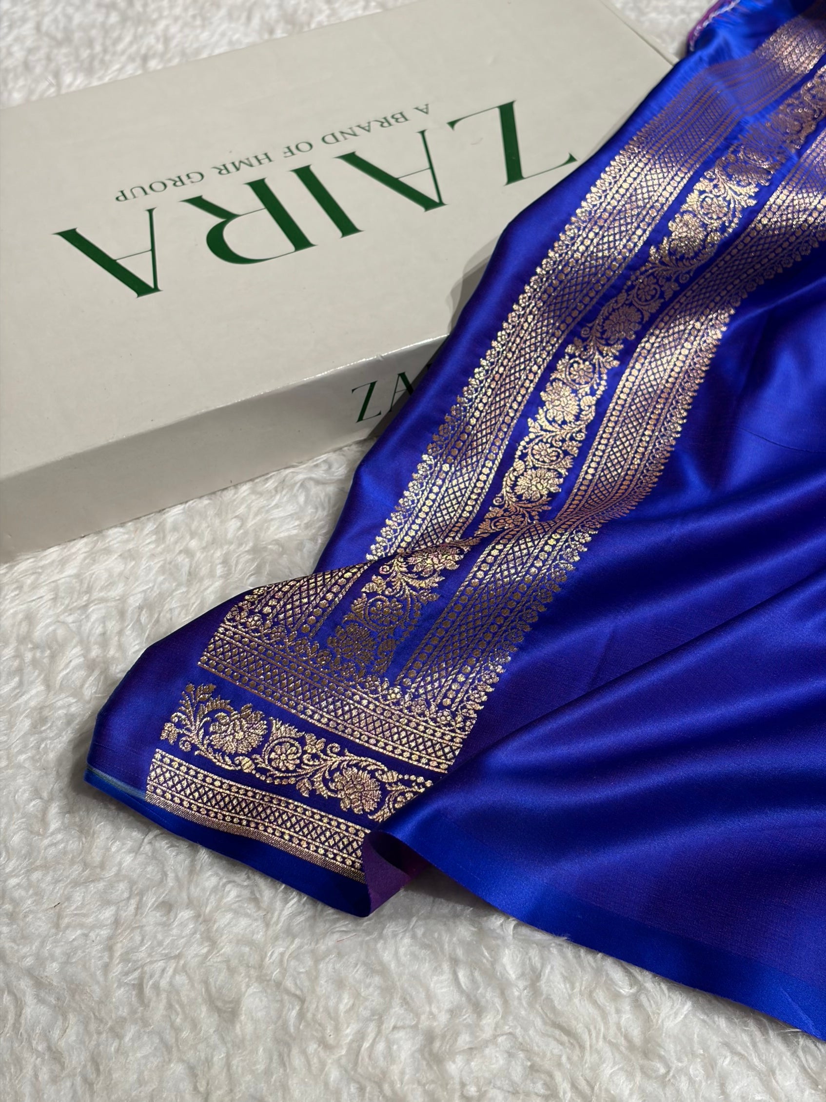 Banarasi Satin Katan Saree With Booti Pattern in Royal Blue Shades SK125